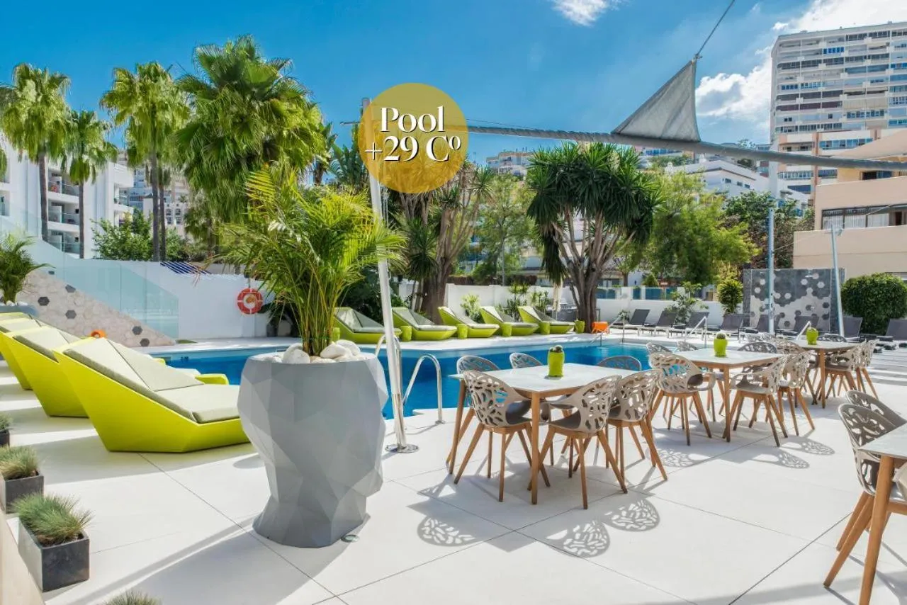 Day in Essence Hotel Boutique