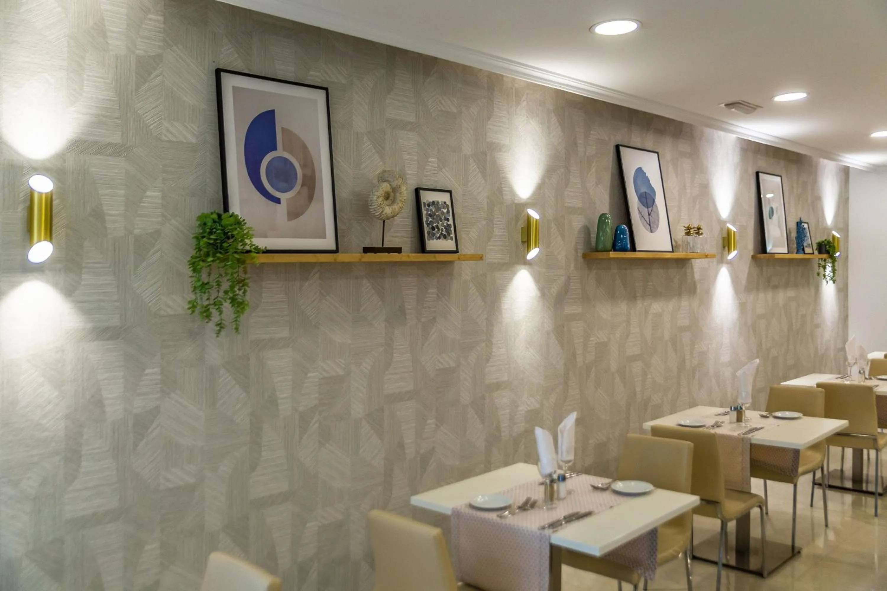 Property building in Hotel Las Arenas Affiliated by Meliá