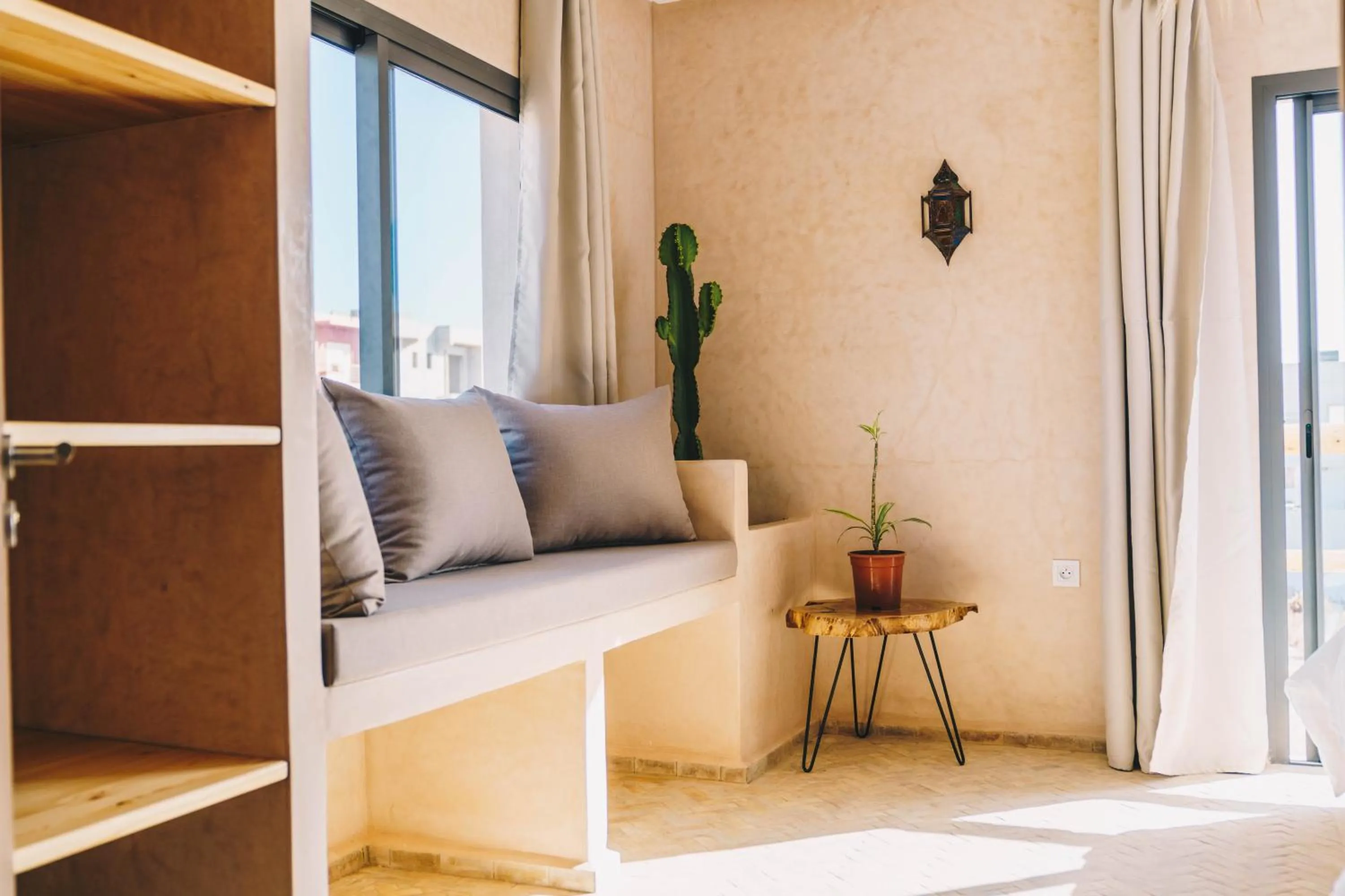 Bed in Surf and Sound Imsouane