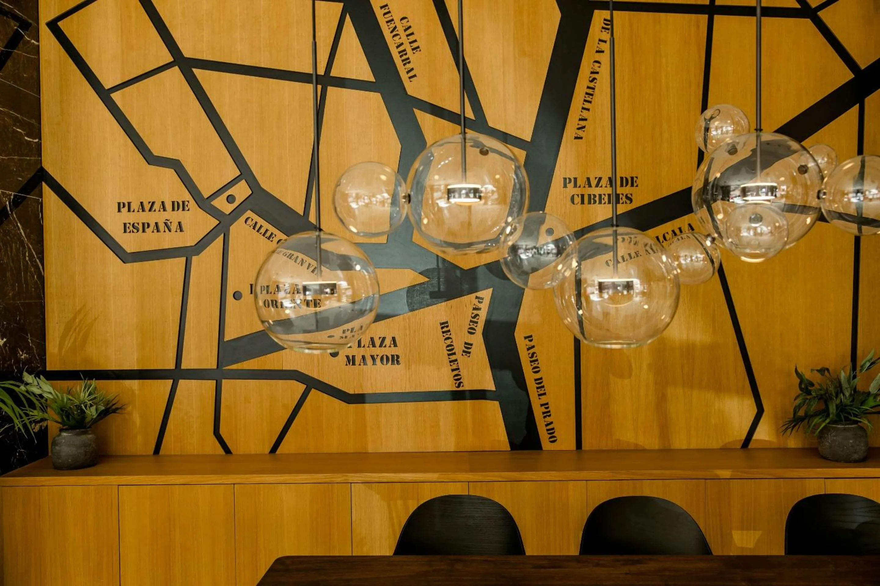 Lounge or bar in Motel One Madrid-Plaza de España