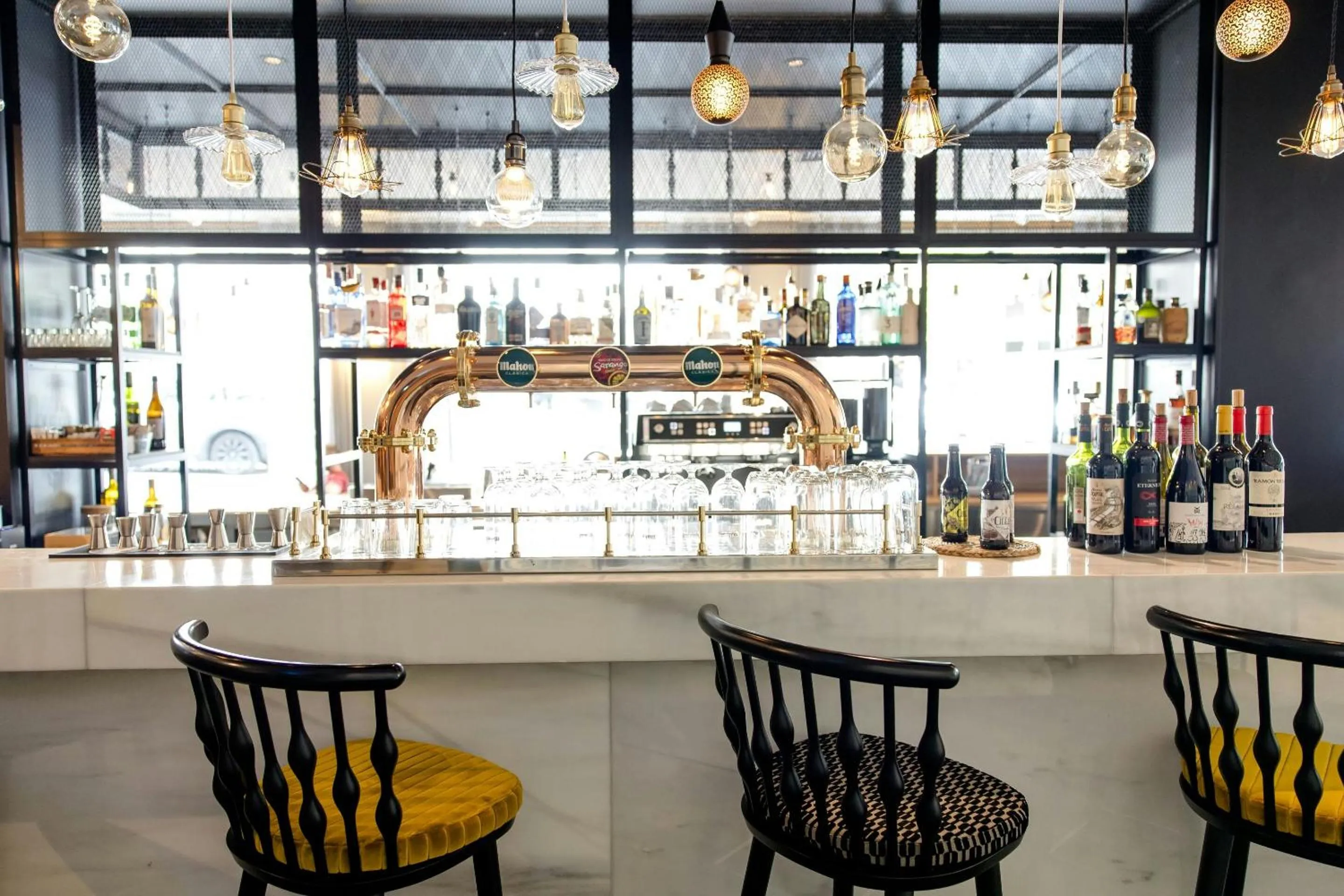 Lounge or bar in Motel One Madrid-Plaza de España