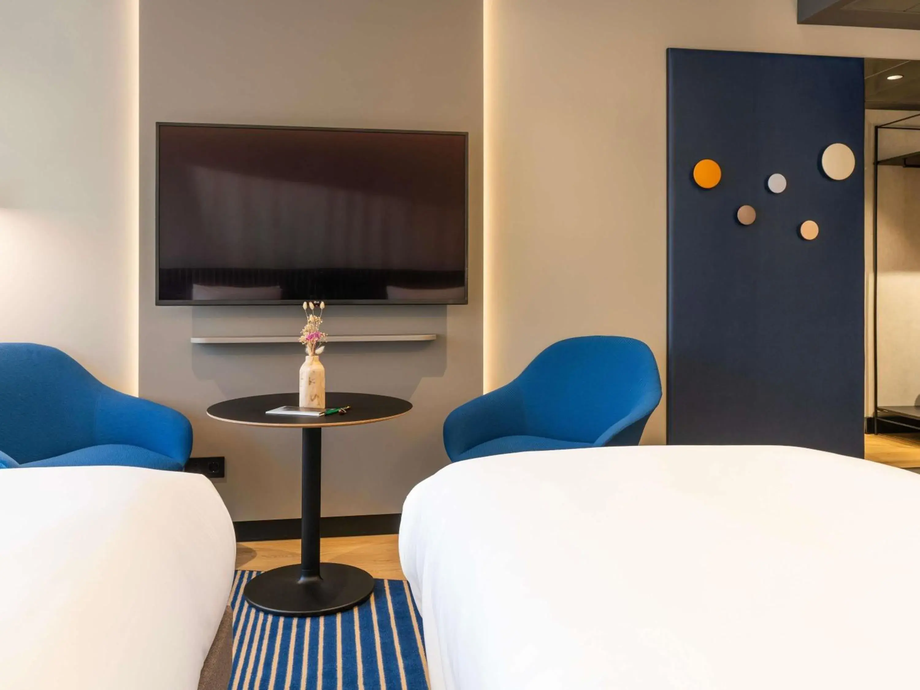 Bedroom, Bed in Pullman Madrid Airport & Feria Bedroom, Bed in Pullman Madrid Airport & Feria