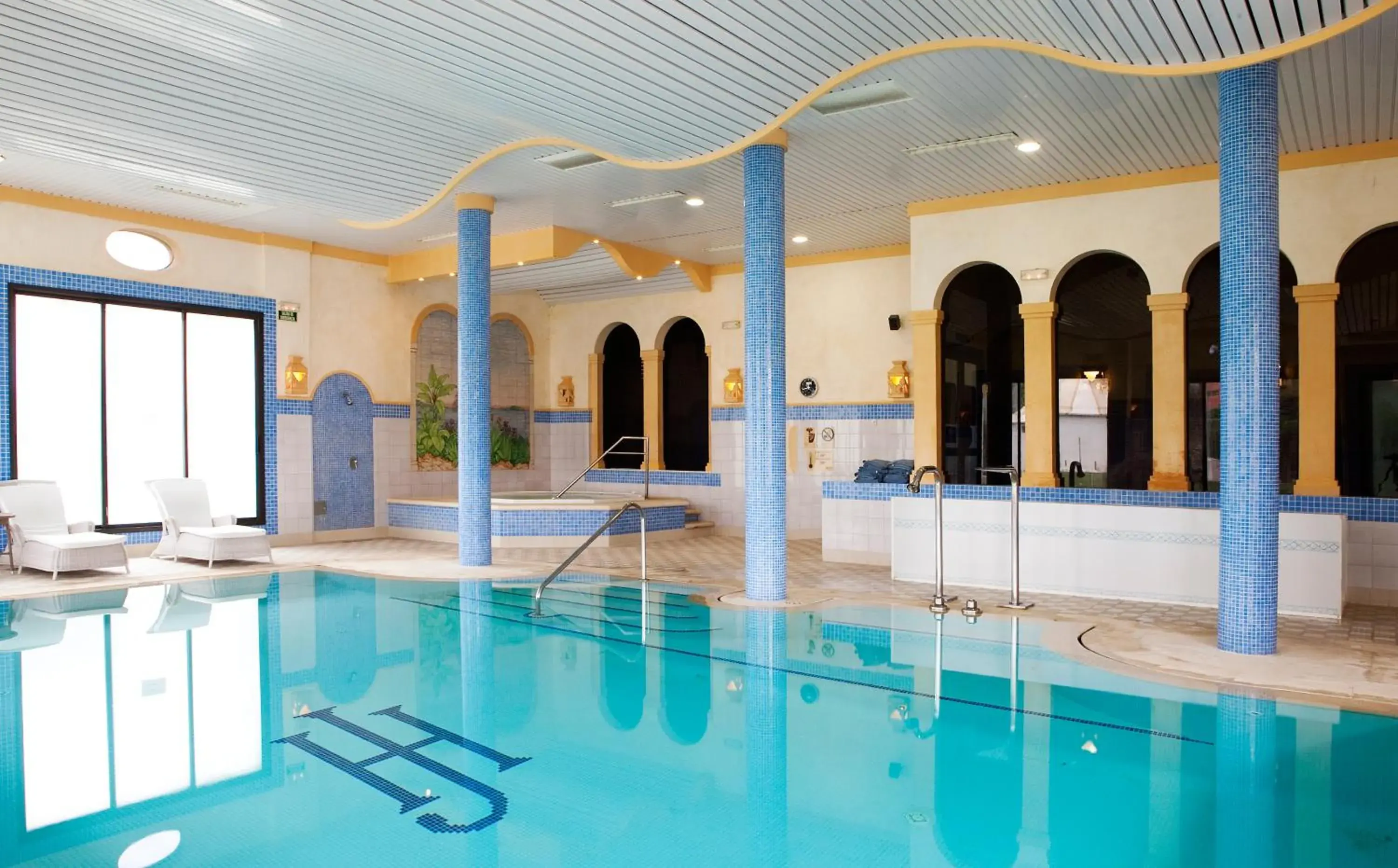 Swimming pool in Hotel Jerez & Spa Swimming pool in Hotel Jerez & Spa