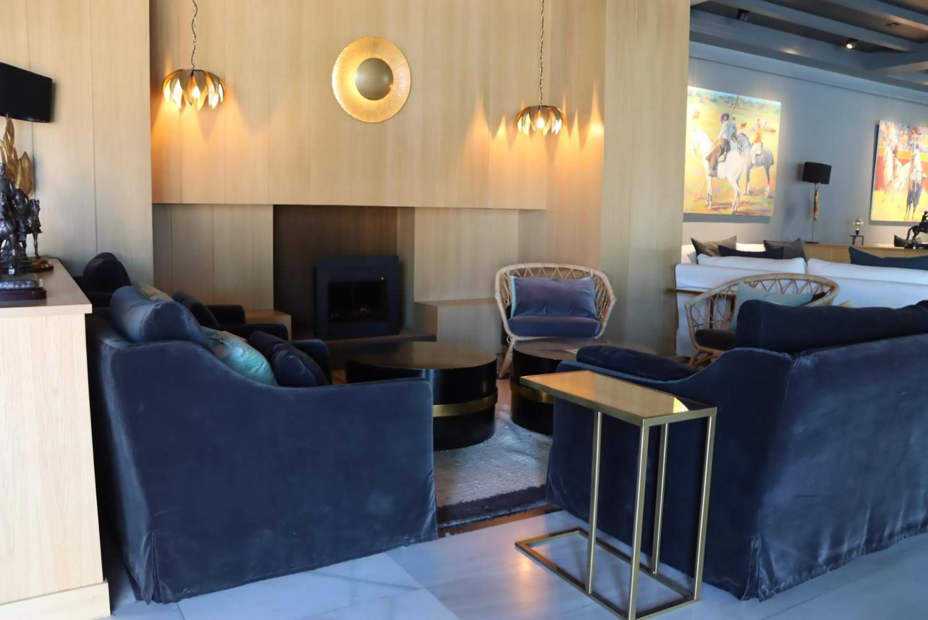 Communal lounge/ TV room in Hotel Jerez & Spa