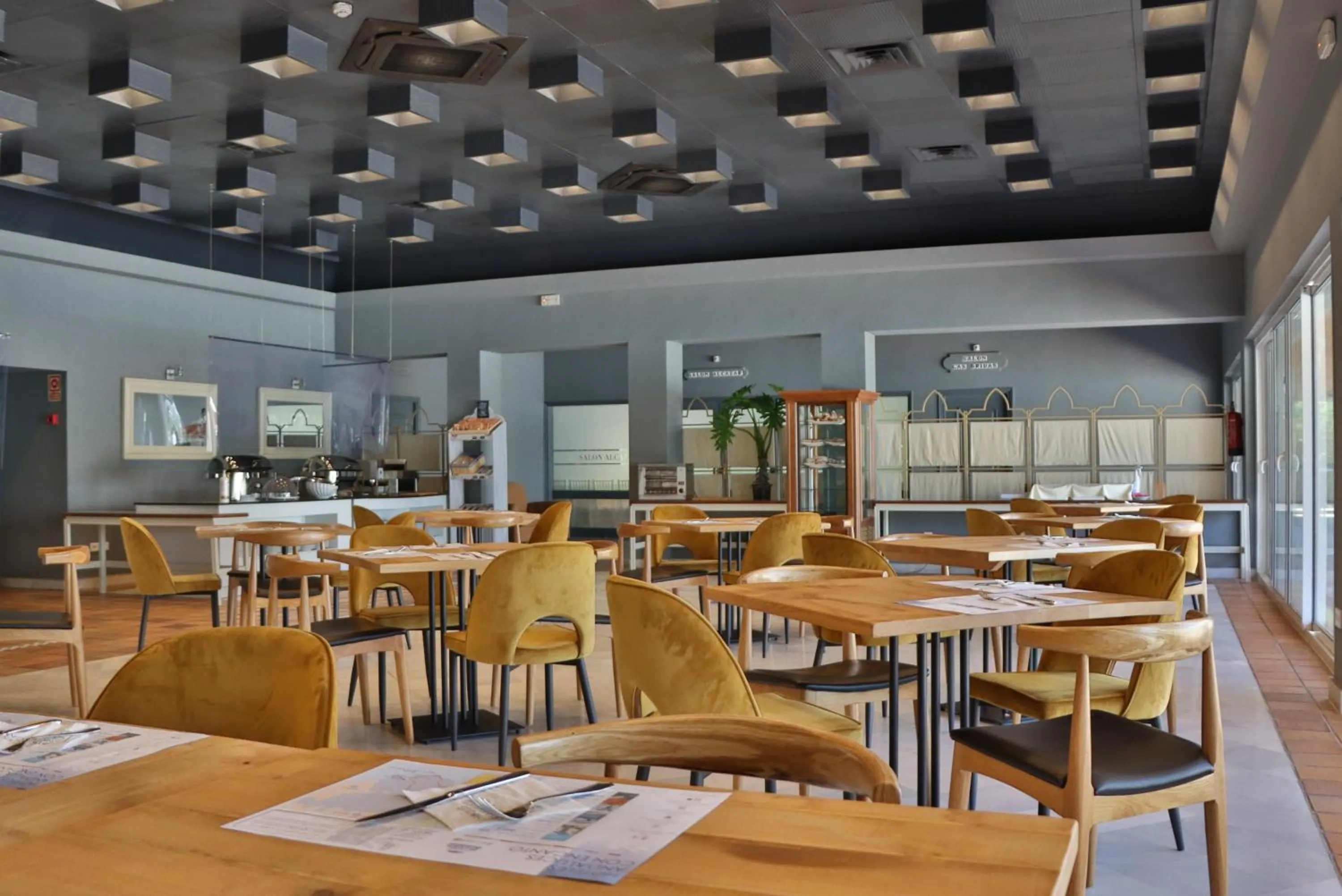 Breakfast in Hotel Jerez & Spa