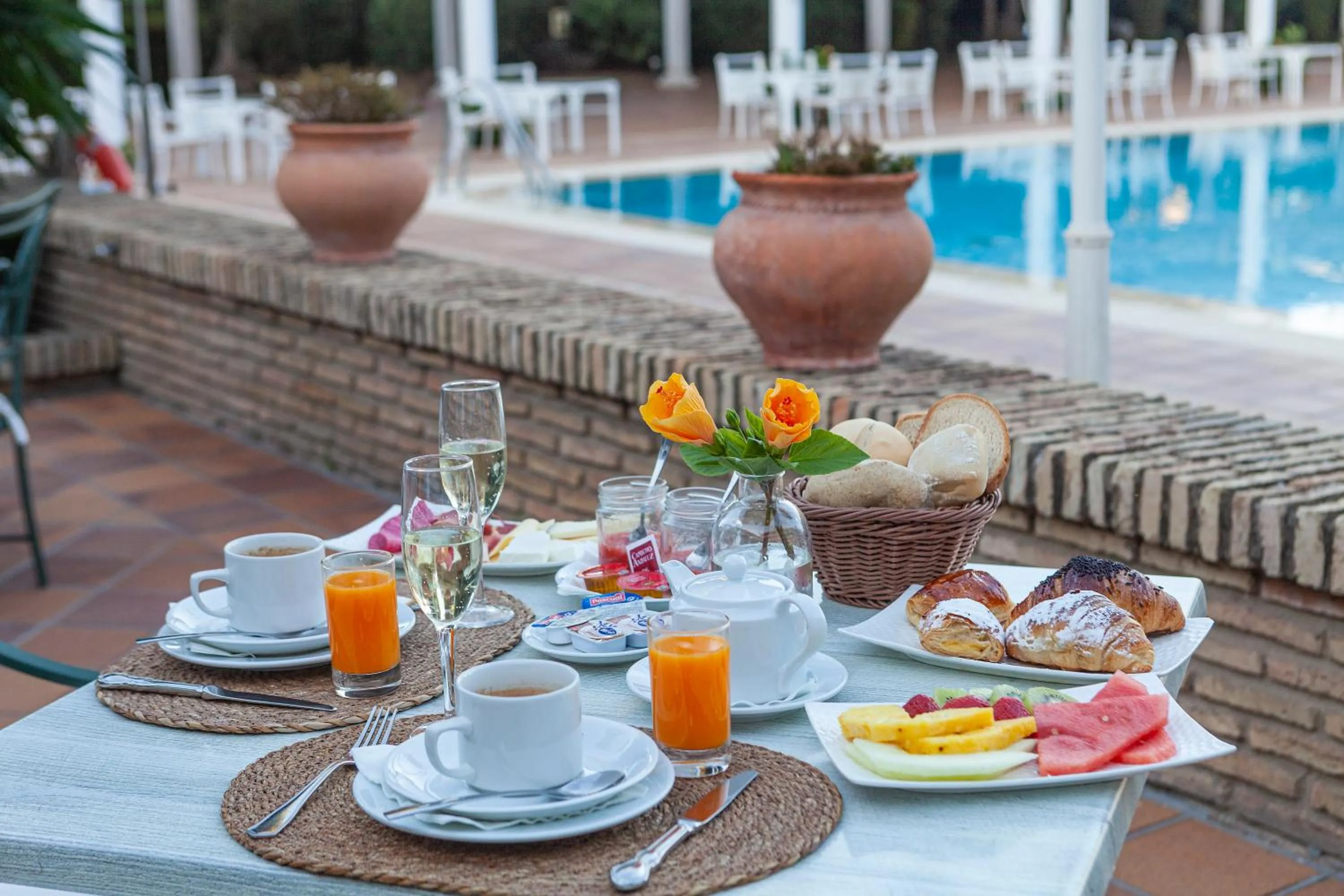 Buffet breakfast in Hotel Jerez & Spa