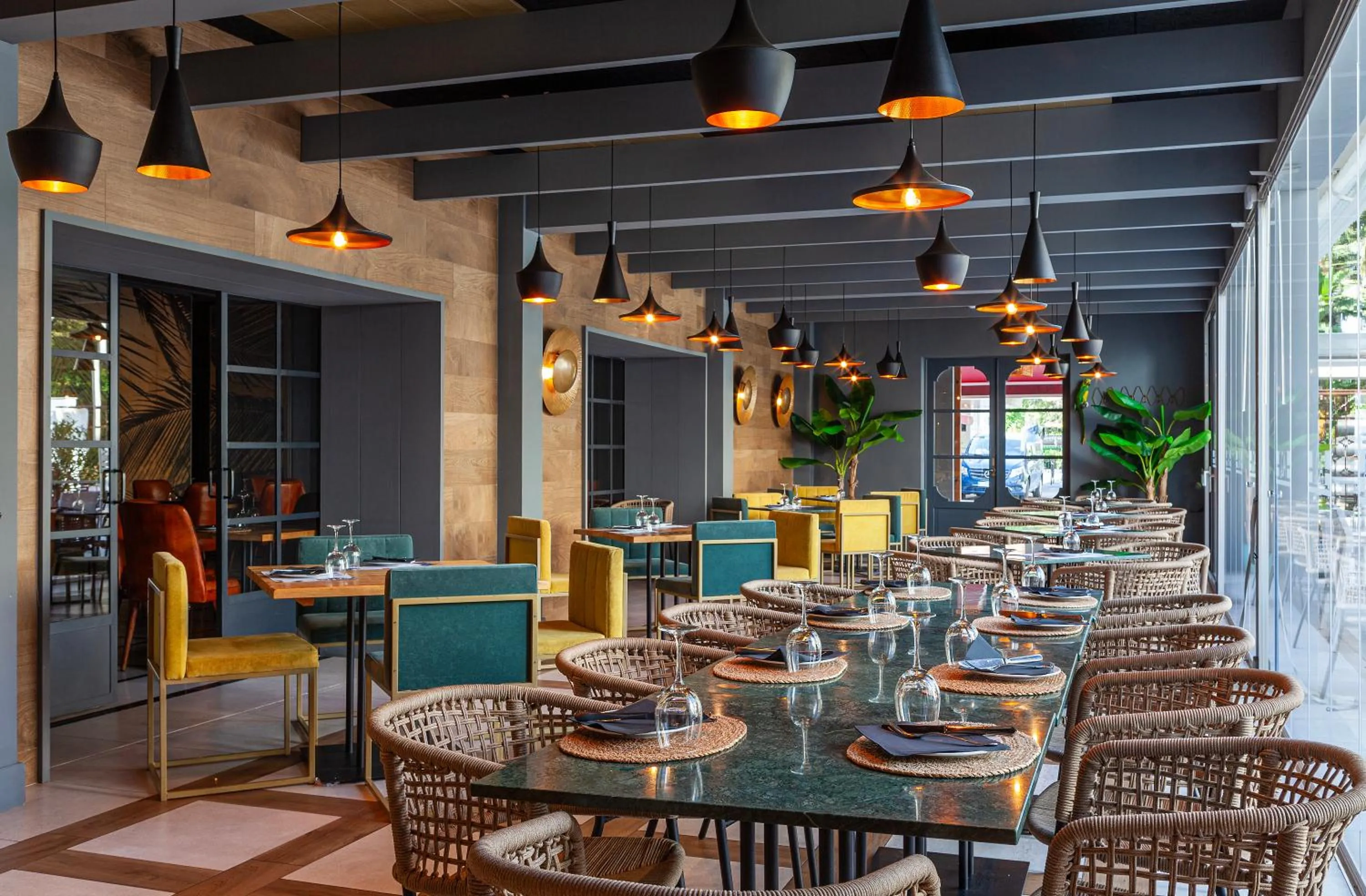 Restaurant/places to eat in Hotel Jerez & Spa