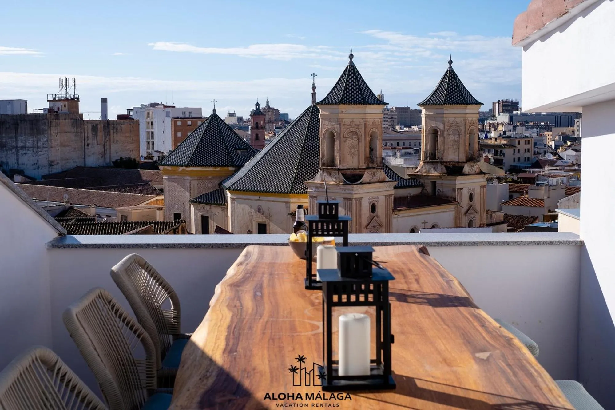 Luxury Duplex with Pool and Padel Court in Town