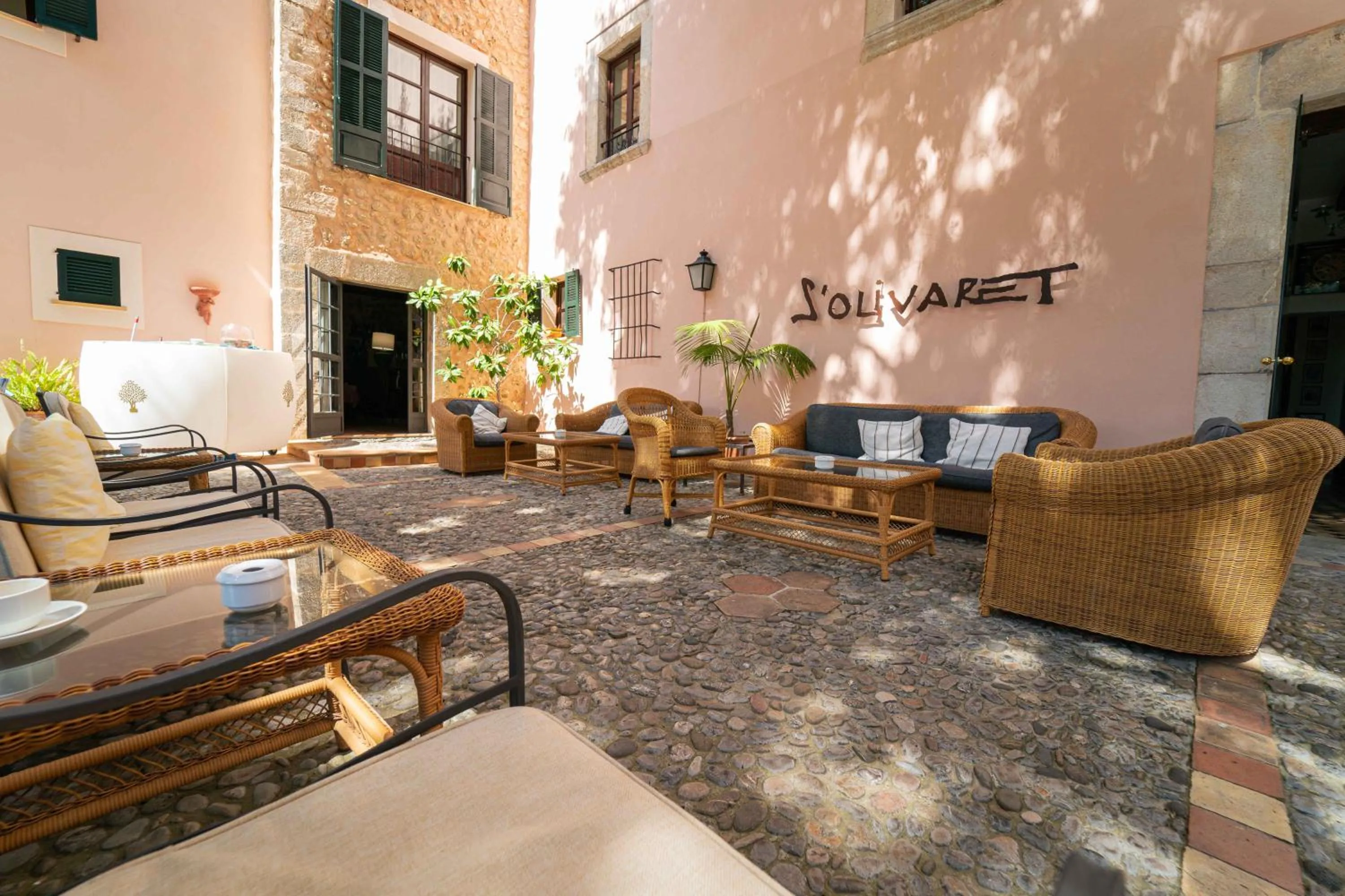 Patio in Hotel Rural S'Olivaret & Spa