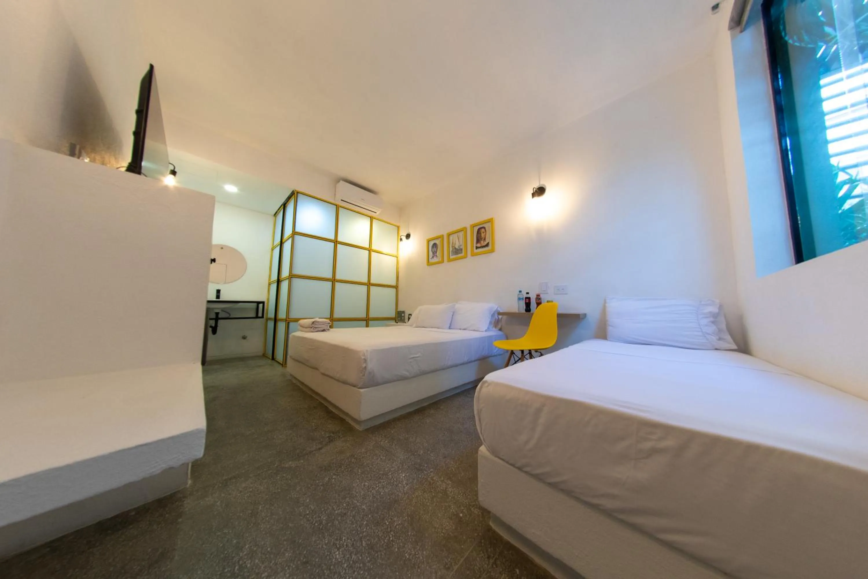 Photo of the whole room, Bed in OASIS TROPICAL HOTEL