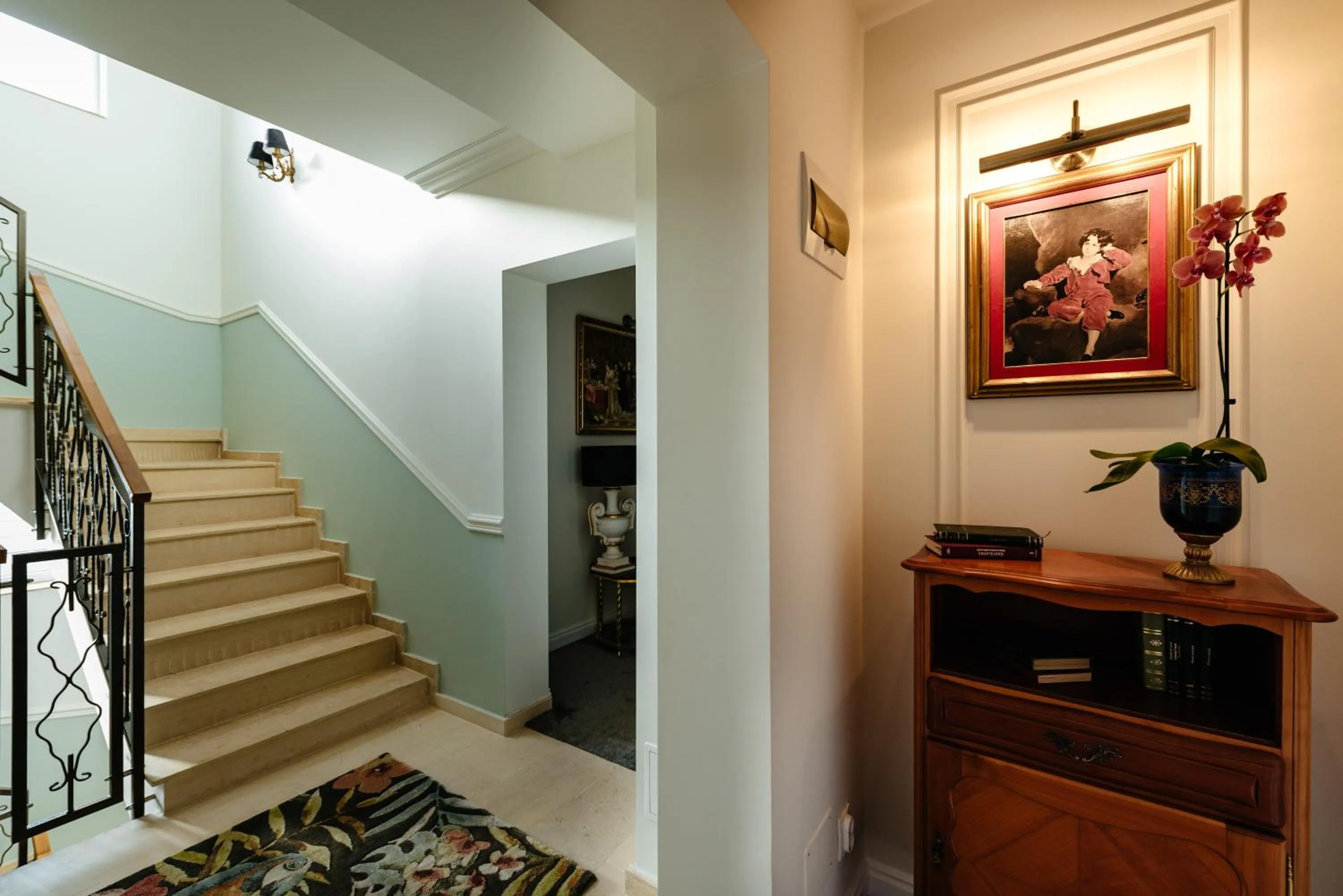 Decorative detail in Ateneea Luxury Rooms