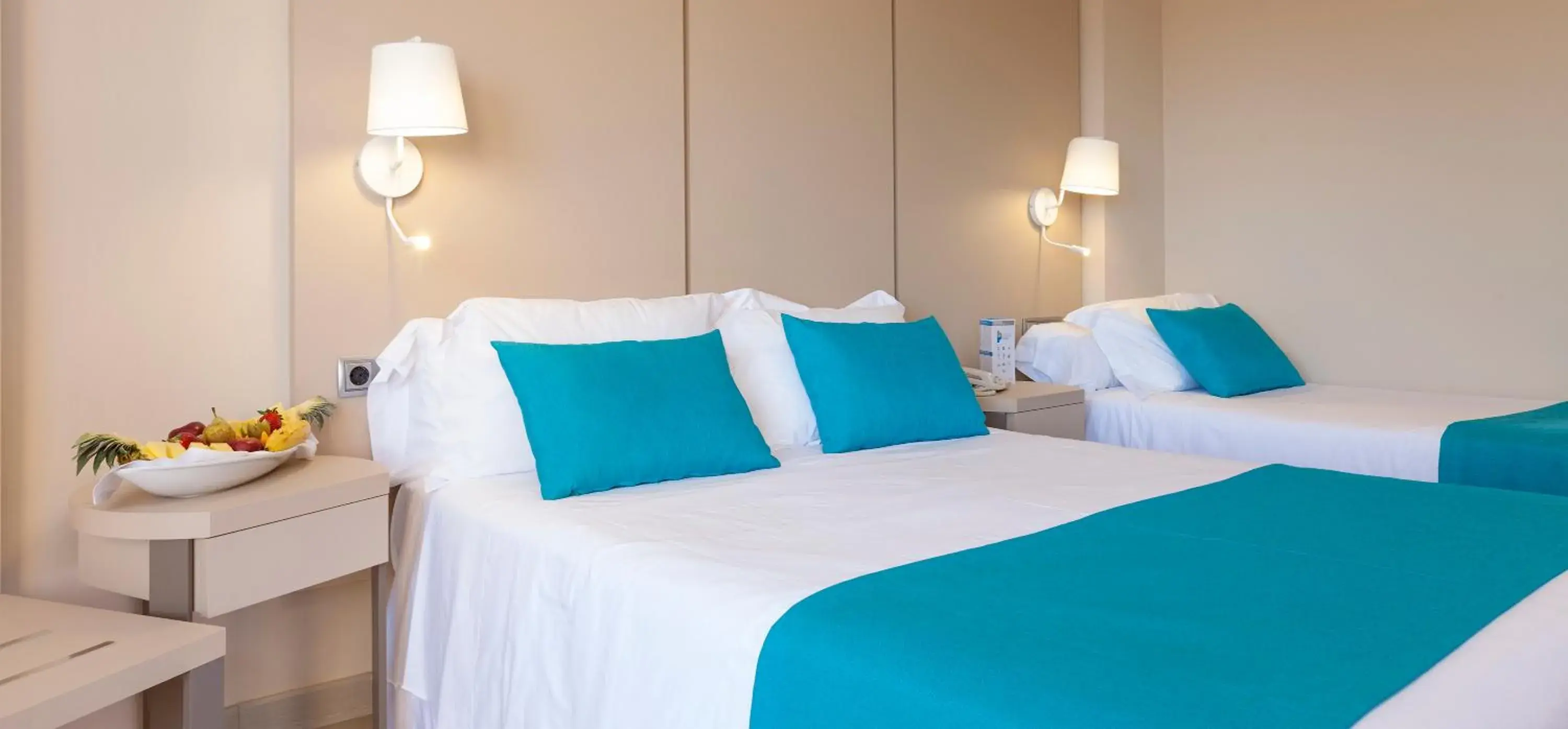 Bed in Hotel Peñiscola Palace Bed in Hotel Peñiscola Palace