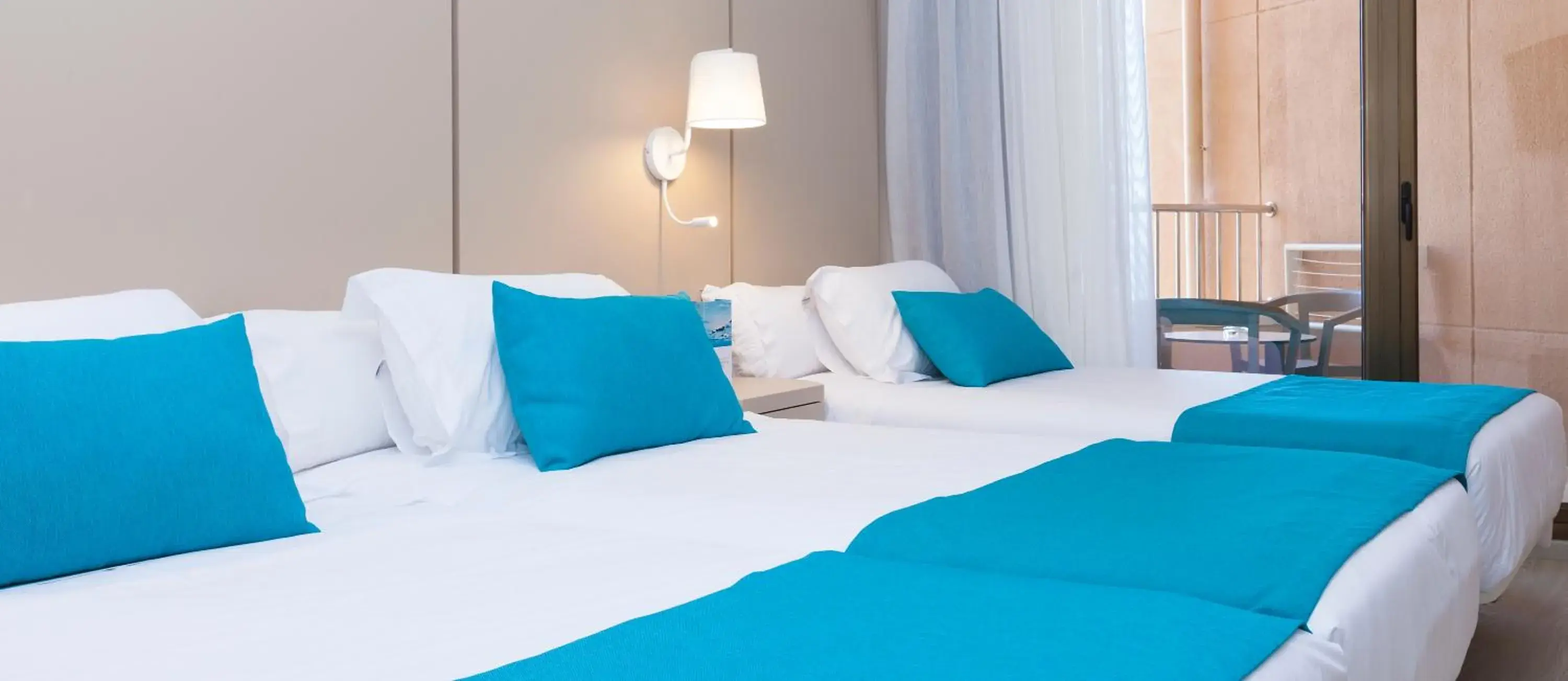 Bed in Hotel Peñiscola Palace Bed in Hotel Peñiscola Palace