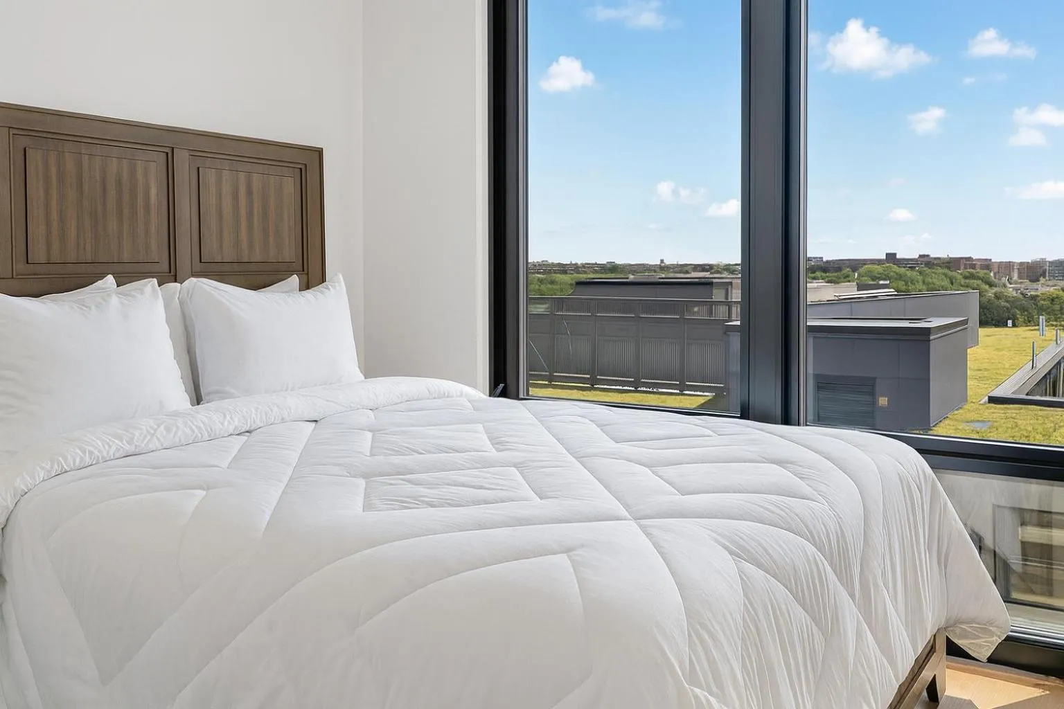 Bed in Pure Voyage Shaw