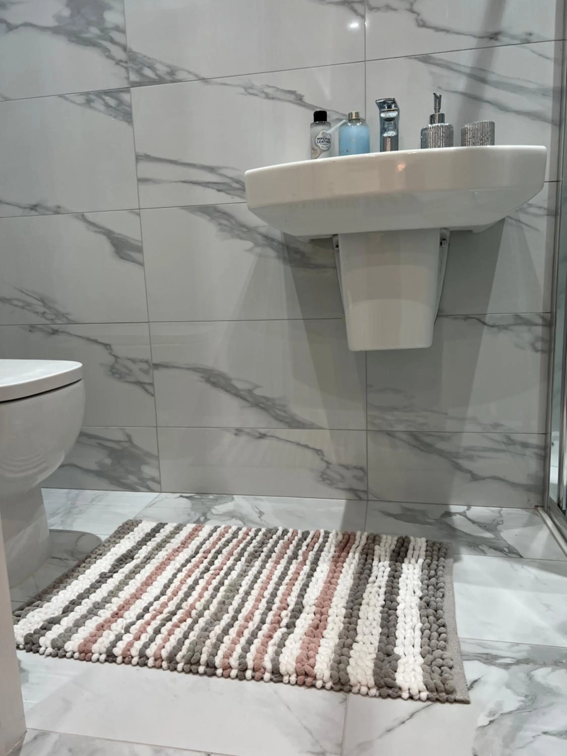 MIA Residence - Entire Studio apartment - City View - London - Next to Ealing Broadway Station