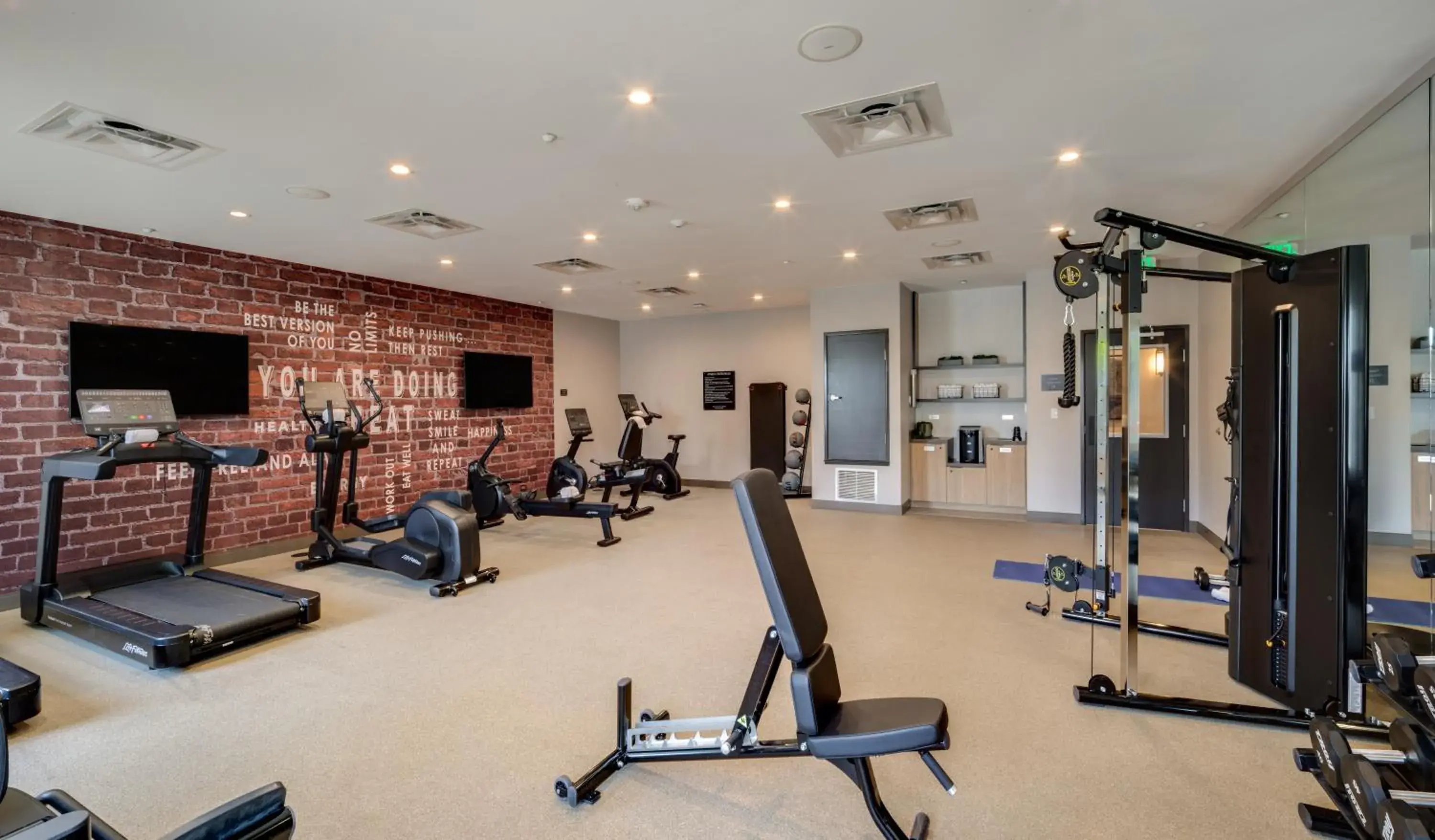 Fitness centre/facilities in Ayres Hotel Rialto Fontana Fitness centre/facilities in Ayres Hotel Rialto Fontana