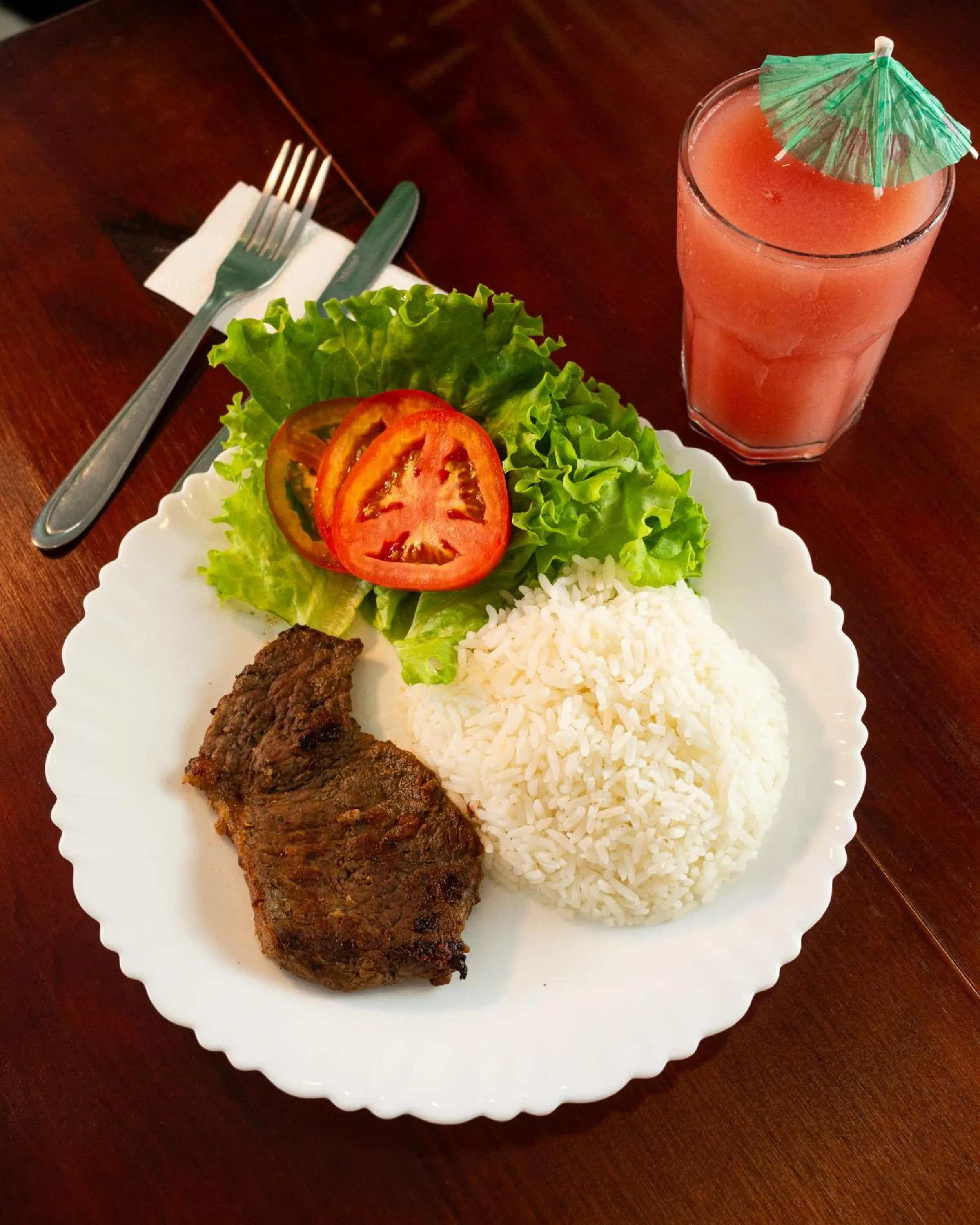 Restaurant/places to eat in Pousada Ubatuba