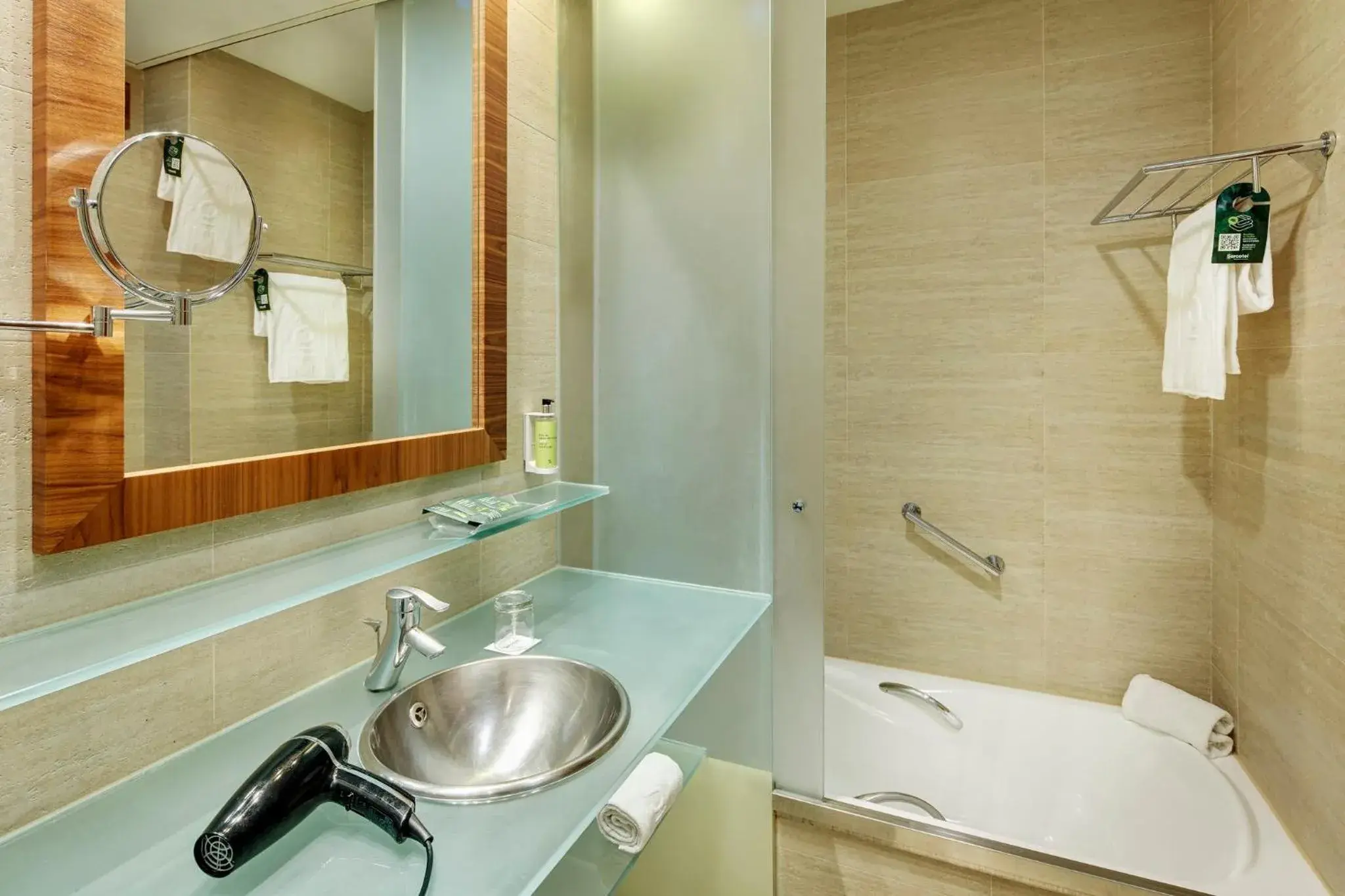 Photo of the whole room in Sercotel Sorolla Palace Photo of the whole room in Sercotel Sorolla Palace