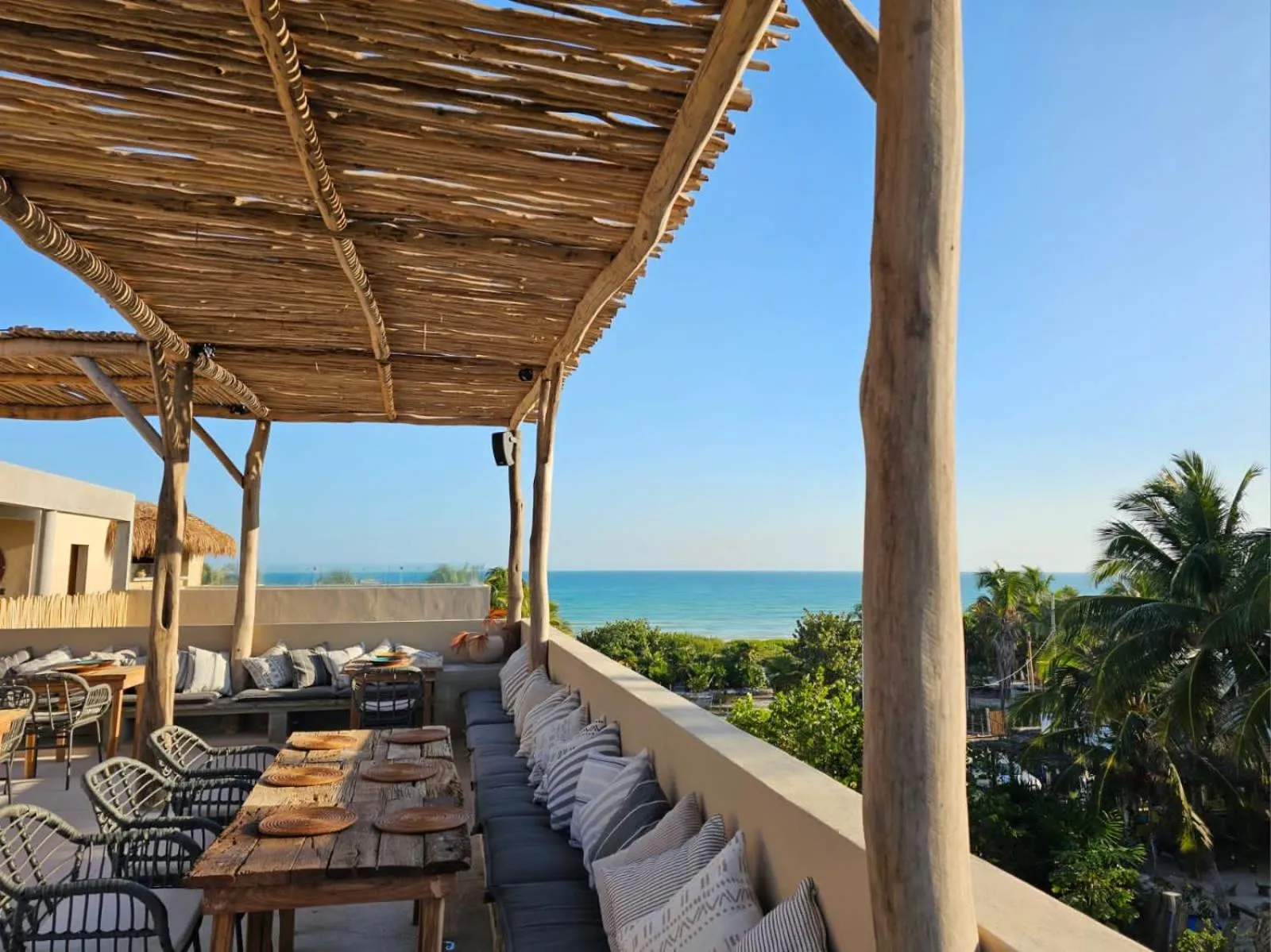 Restaurant/places to eat in Dos Mares Barefoot Luxury