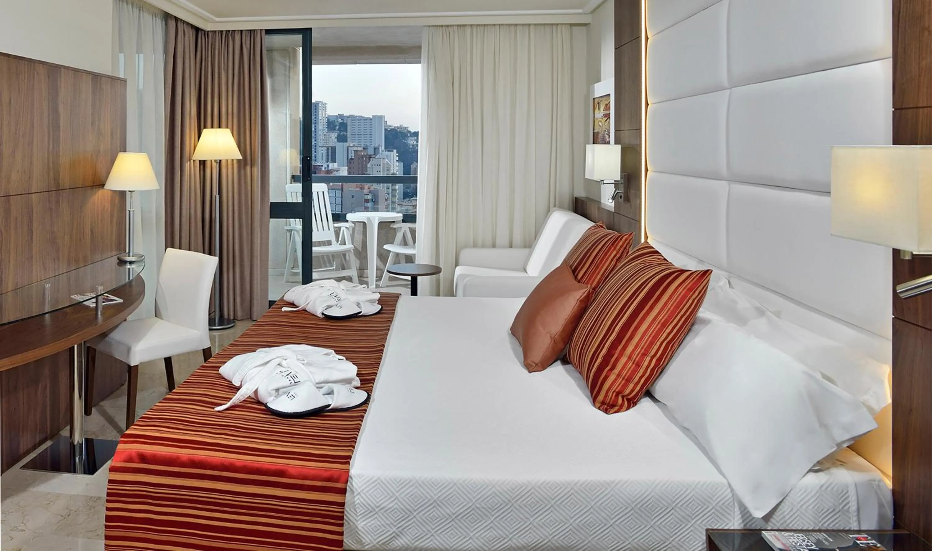 Bed in Melia Benidorm