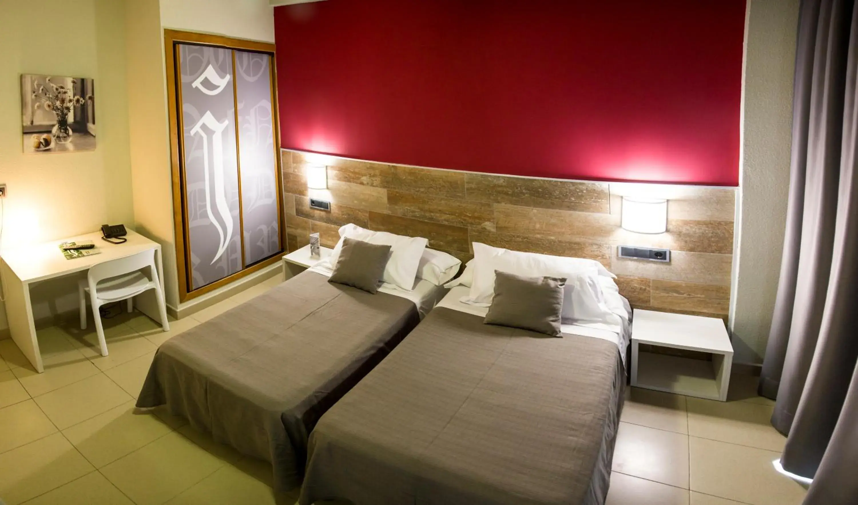 Bed in Hotel Joya Bed in Hotel Joya