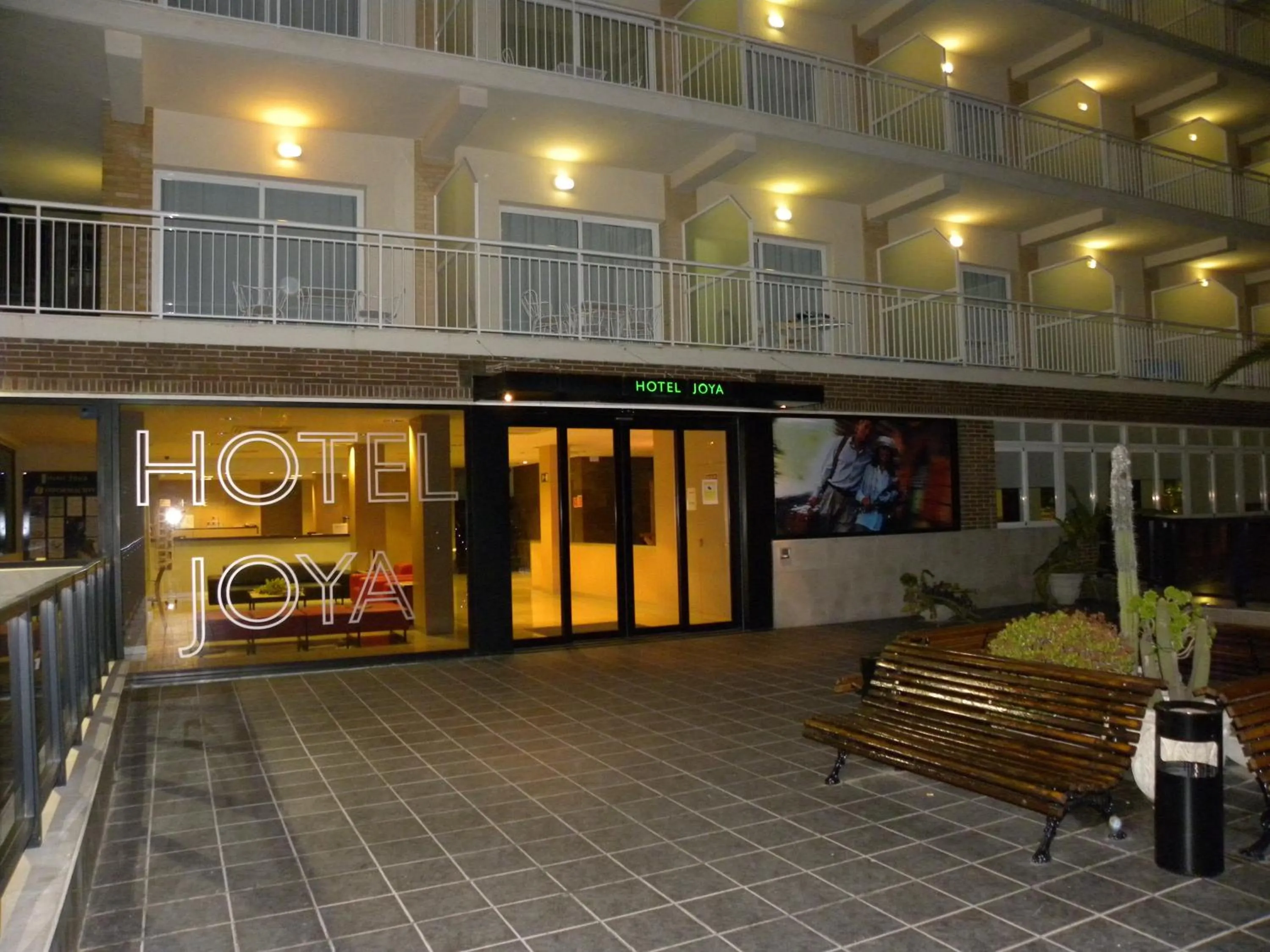 Facade/entrance in Hotel Joya