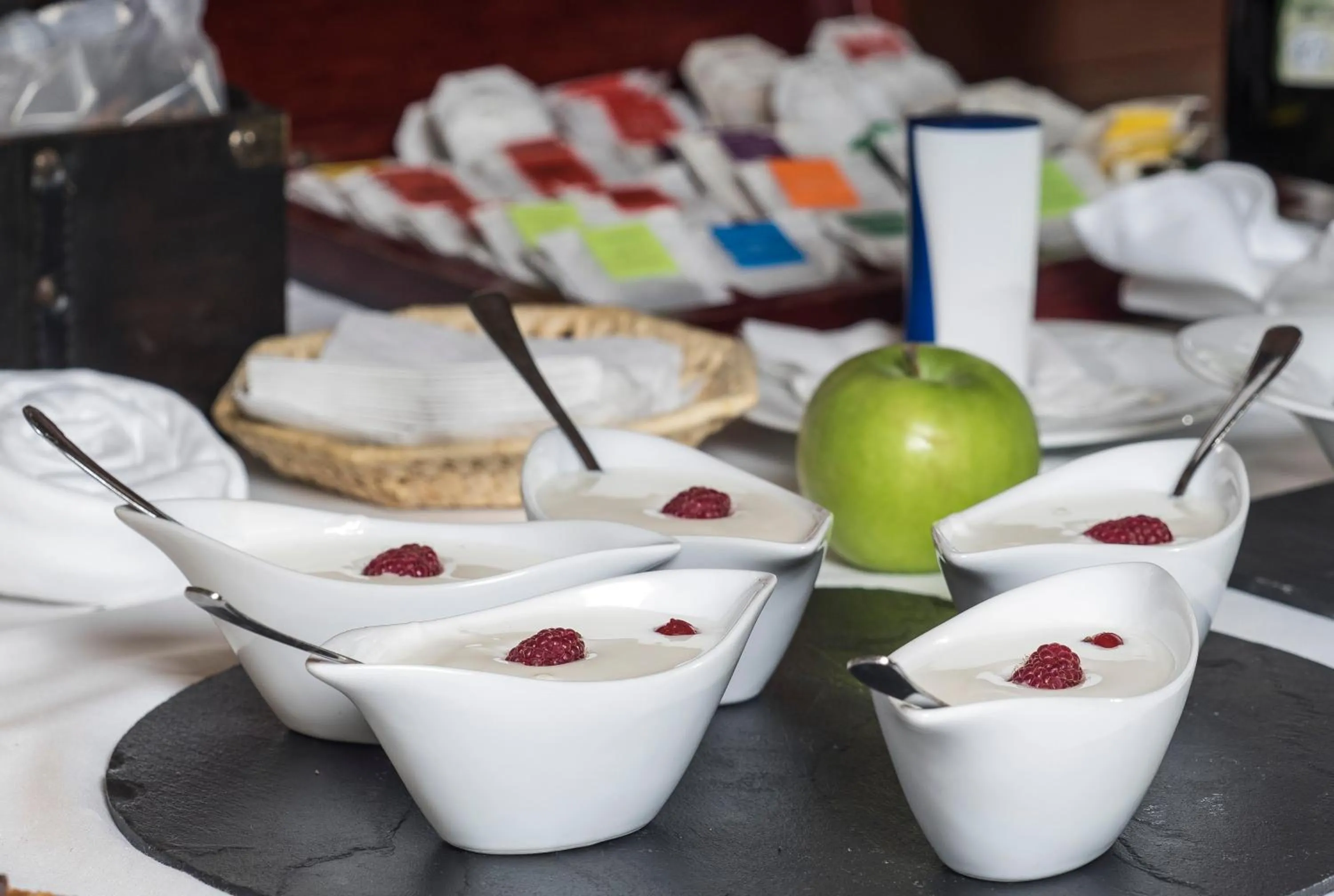 Food and drinks in Protur Residencia Son Floriana