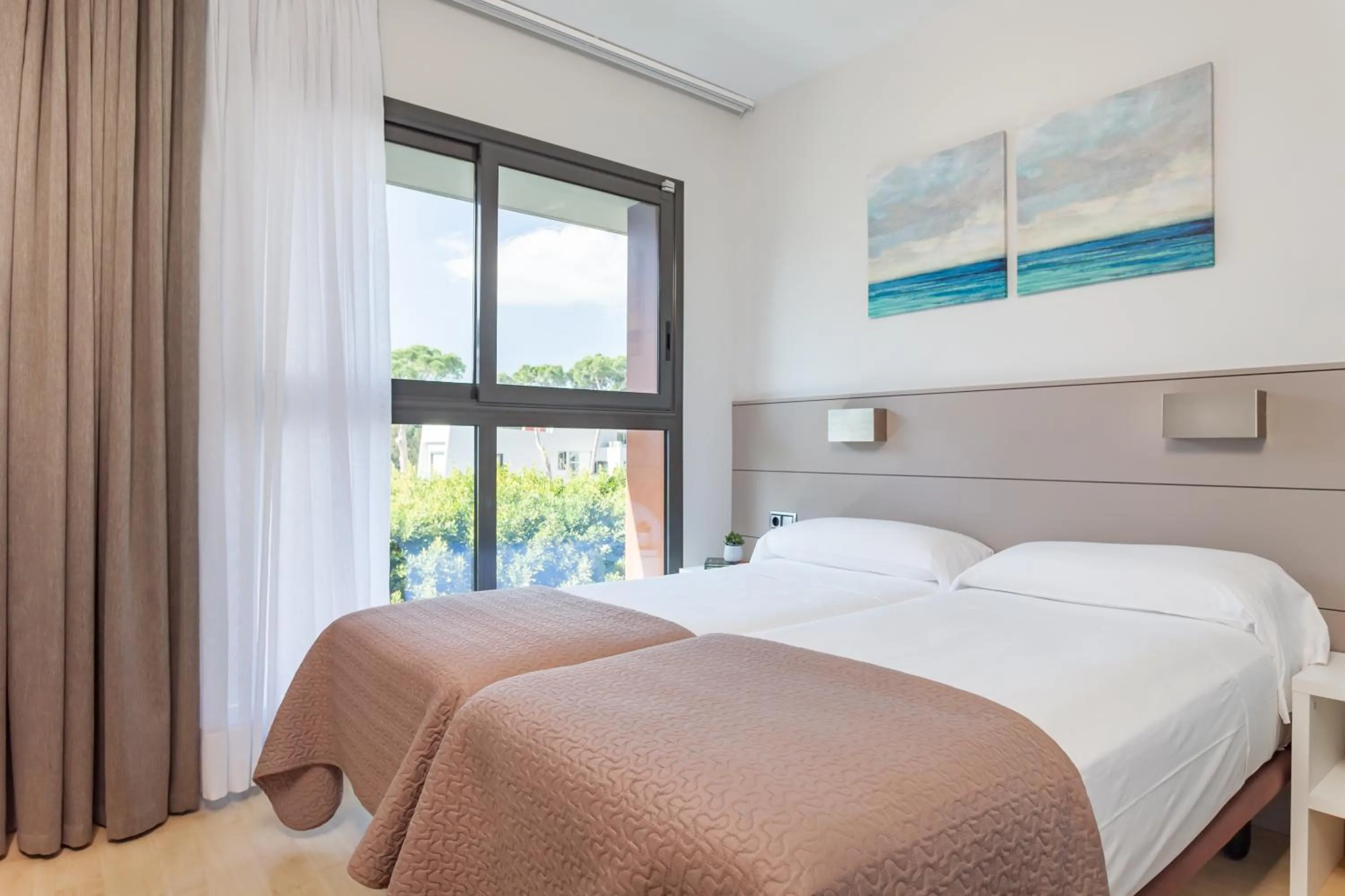 Bed in Apartamentos Royal Marina Gardens