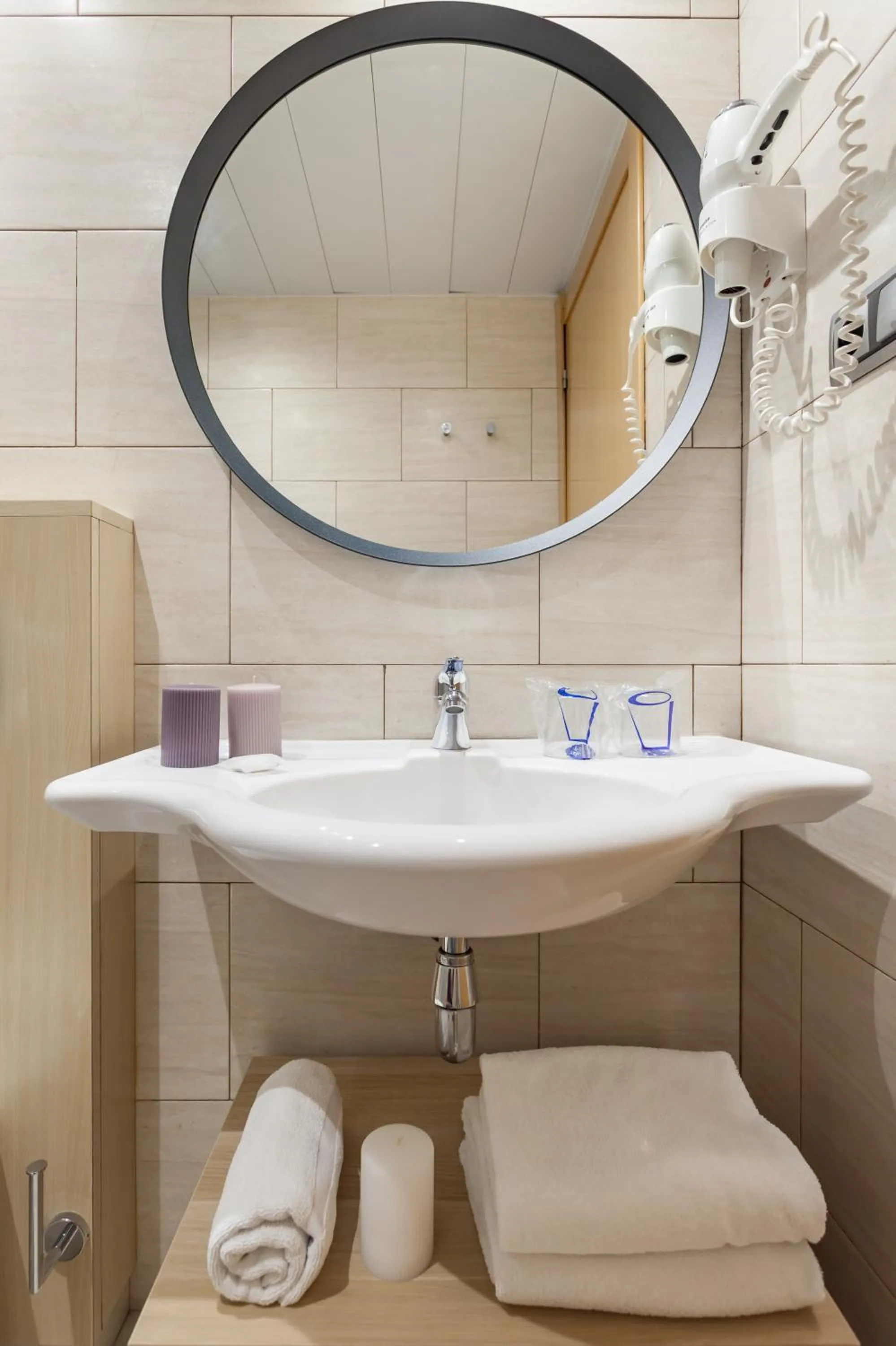 Bathroom in Apartamentos Royal Marina Gardens