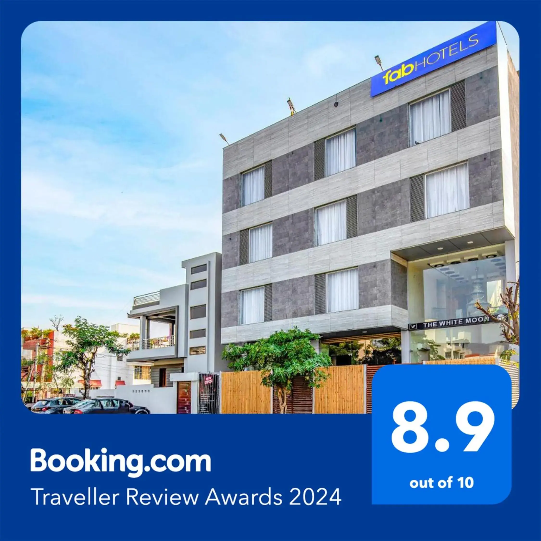 Property building in FabHotel The White Moon Property building in FabHotel The White Moon