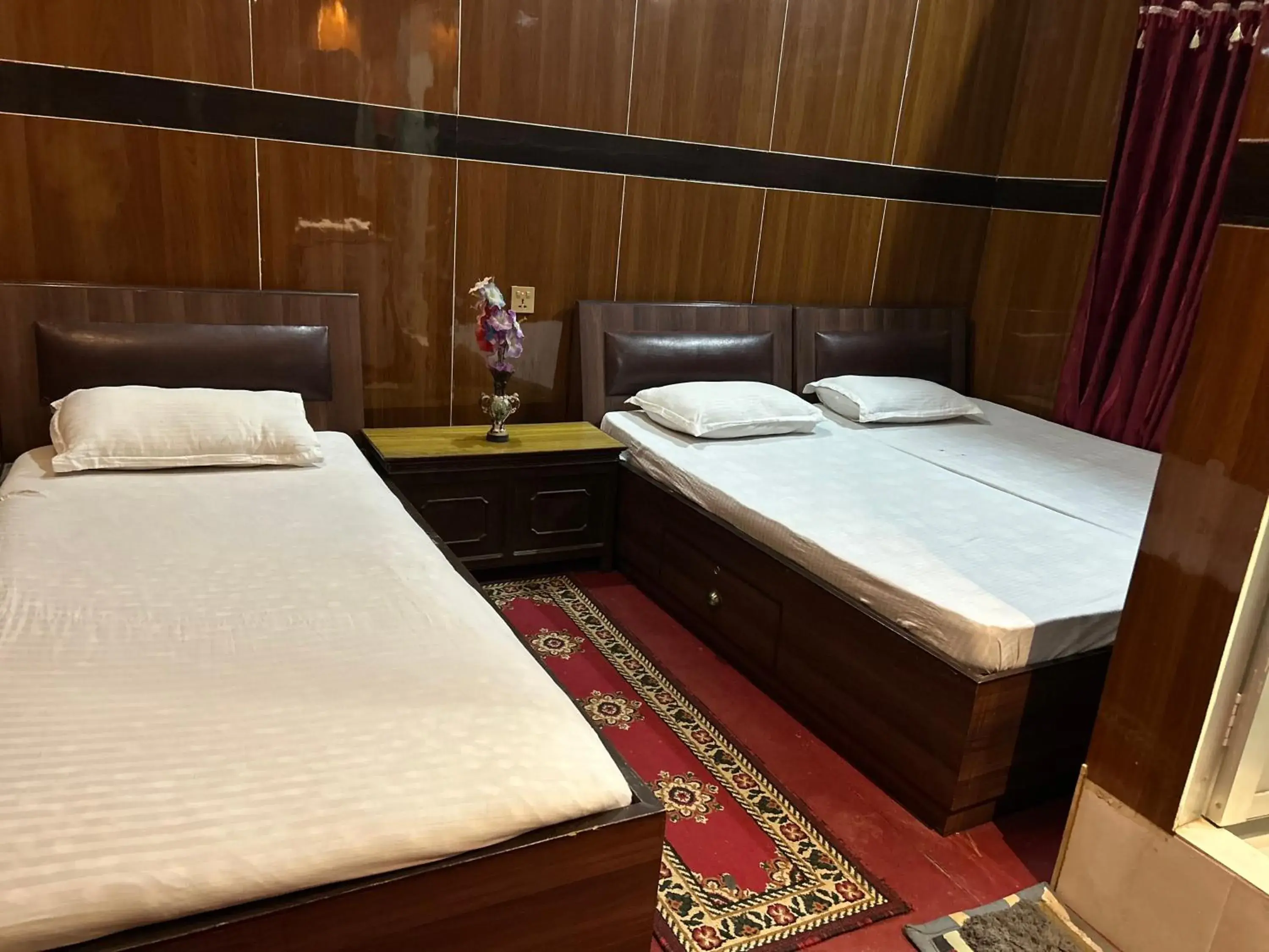 Triple Room with Bathroom in Sudha’s Garden Home Triple Room with Bathroom in Sudha’s Garden Home