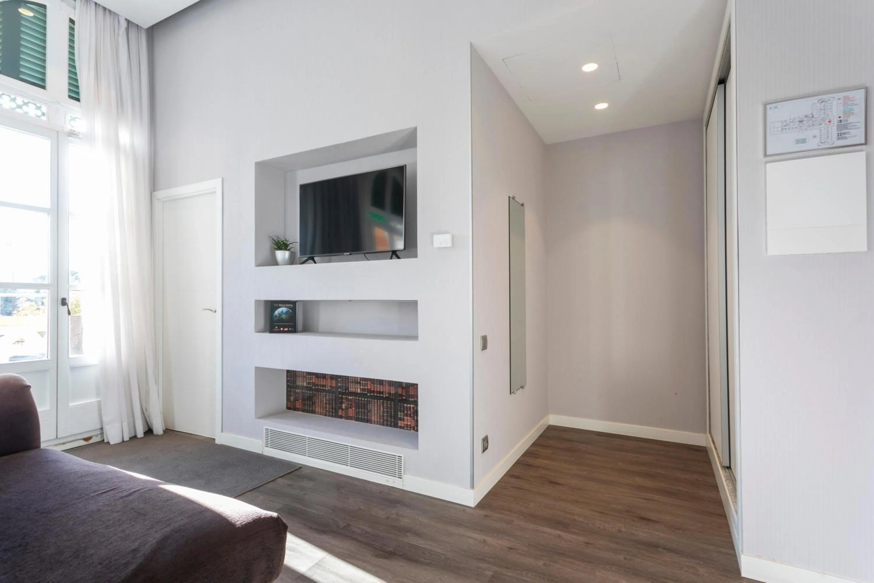 Photo of the whole room in 1881 Hotel Balneario Vichy Catalan