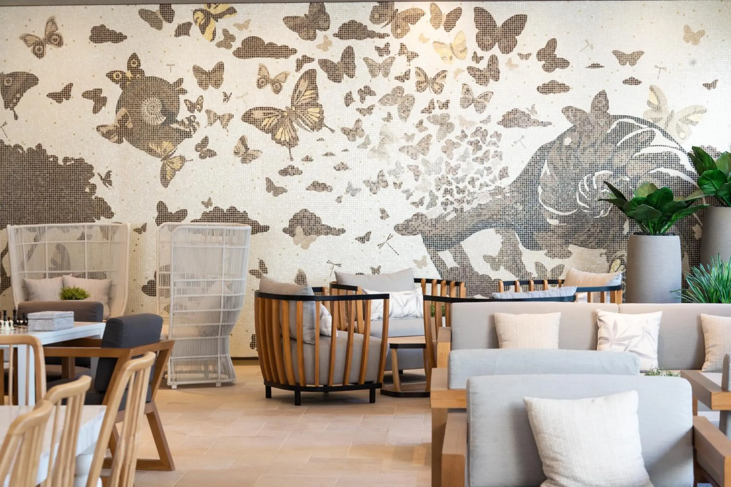 Restaurant/places to eat in SILQ Hotel & Residence Restaurant/places to eat in SILQ Hotel & Residence