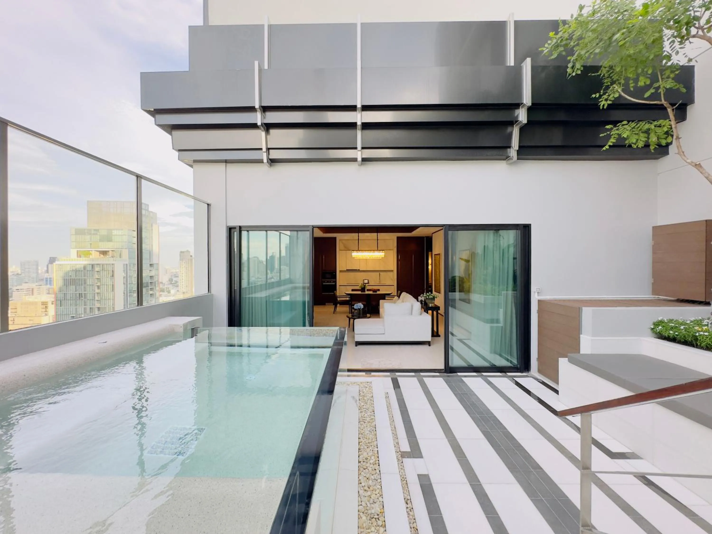 Swimming pool in SILQ Hotel & Residence