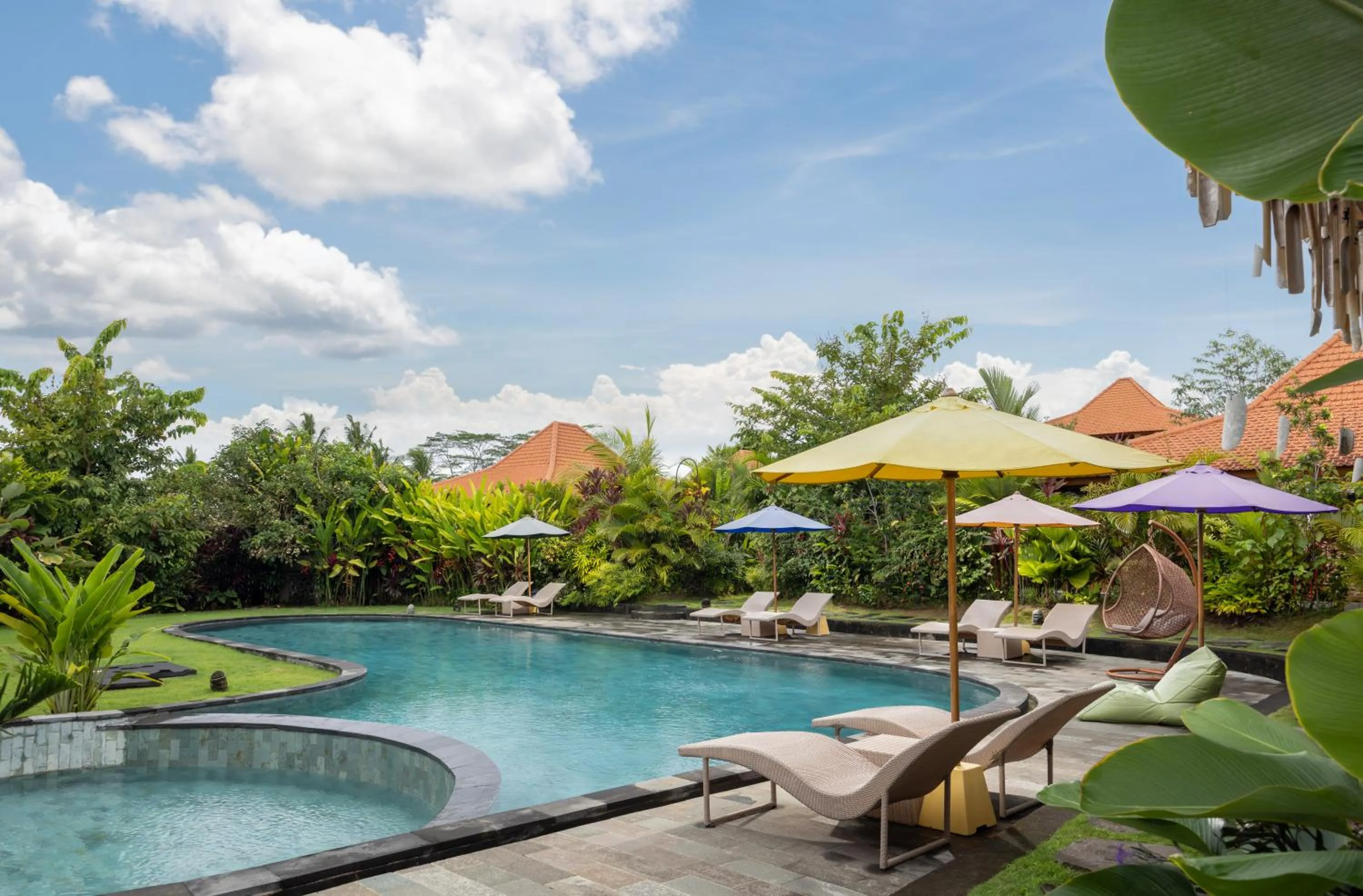 Swimming pool in Kampung Uma Dawa Villas and Spa