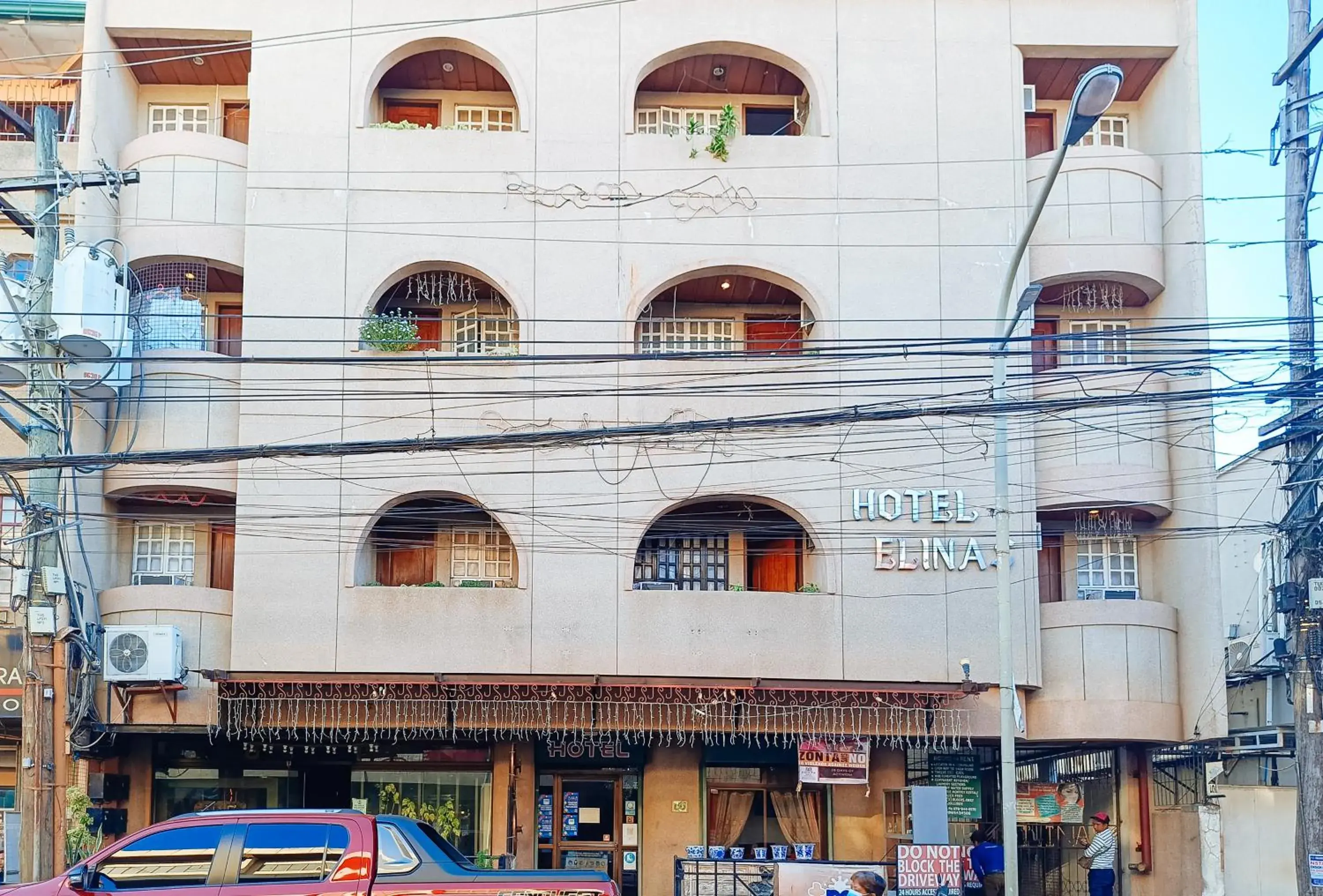 Property building in Hotel Elinas and Restaurant Property building in Hotel Elinas and Restaurant