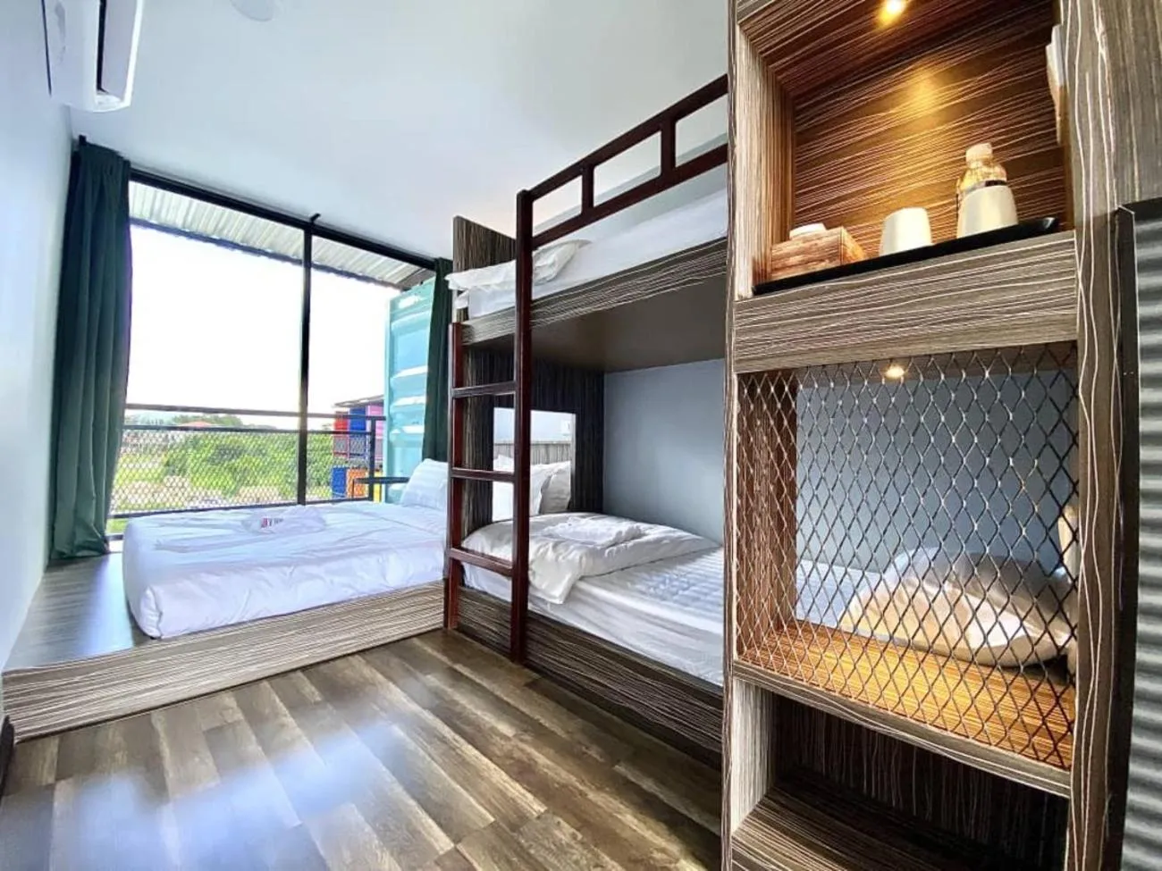 Bedroom, Bed in Boxinn The Kontena Home