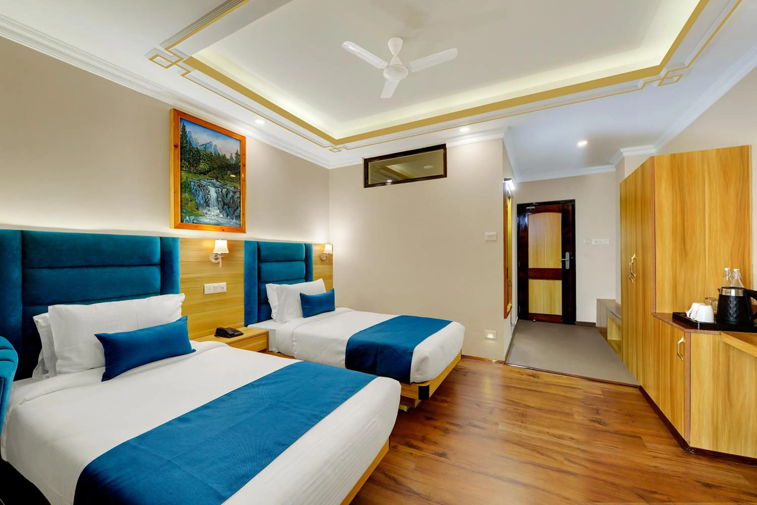 Bed in Yashshree Sikkim Blossom 600 Meters from MG Marg