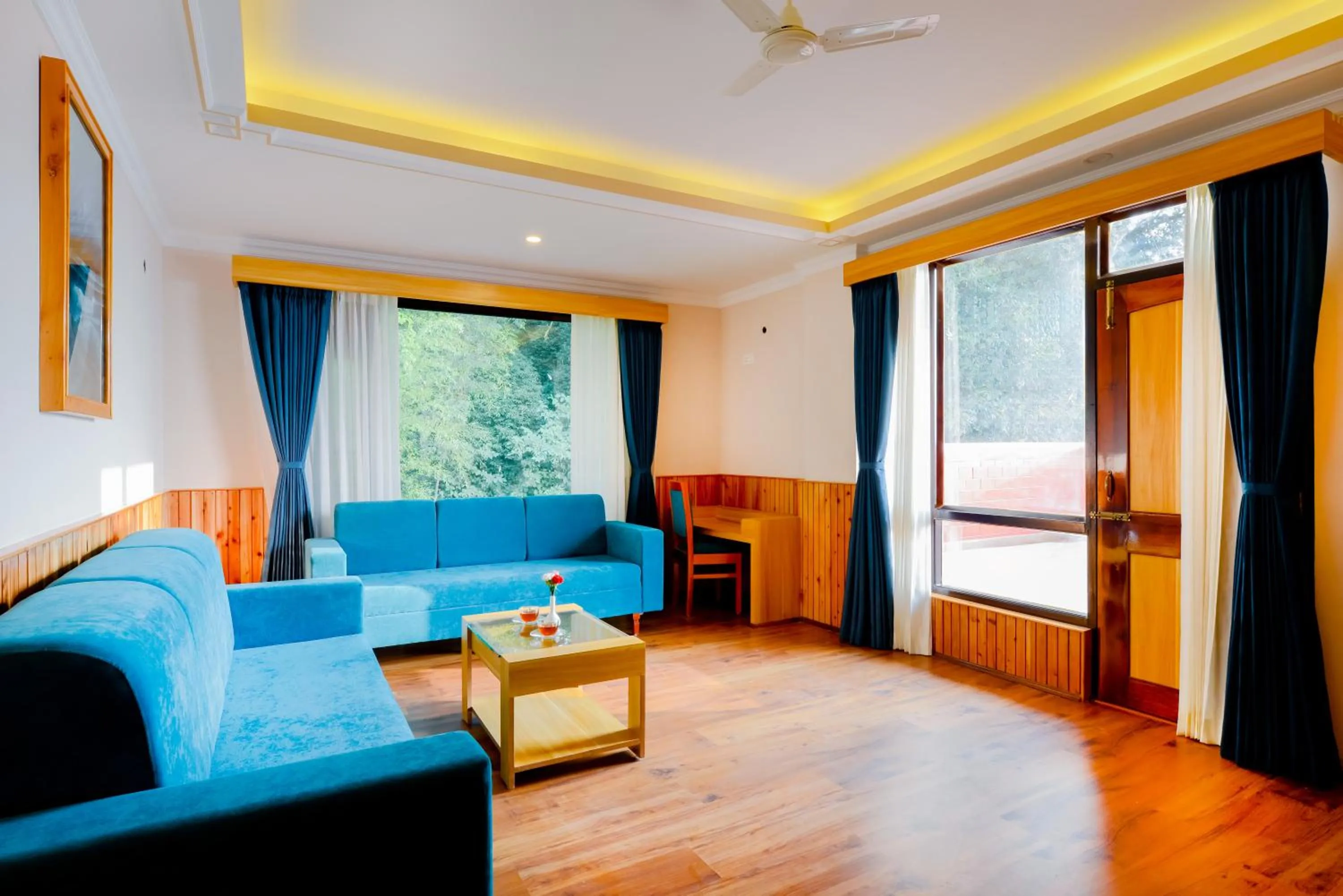 Bed in Yashshree Sikkim Blossom 600 Meters from MG Marg