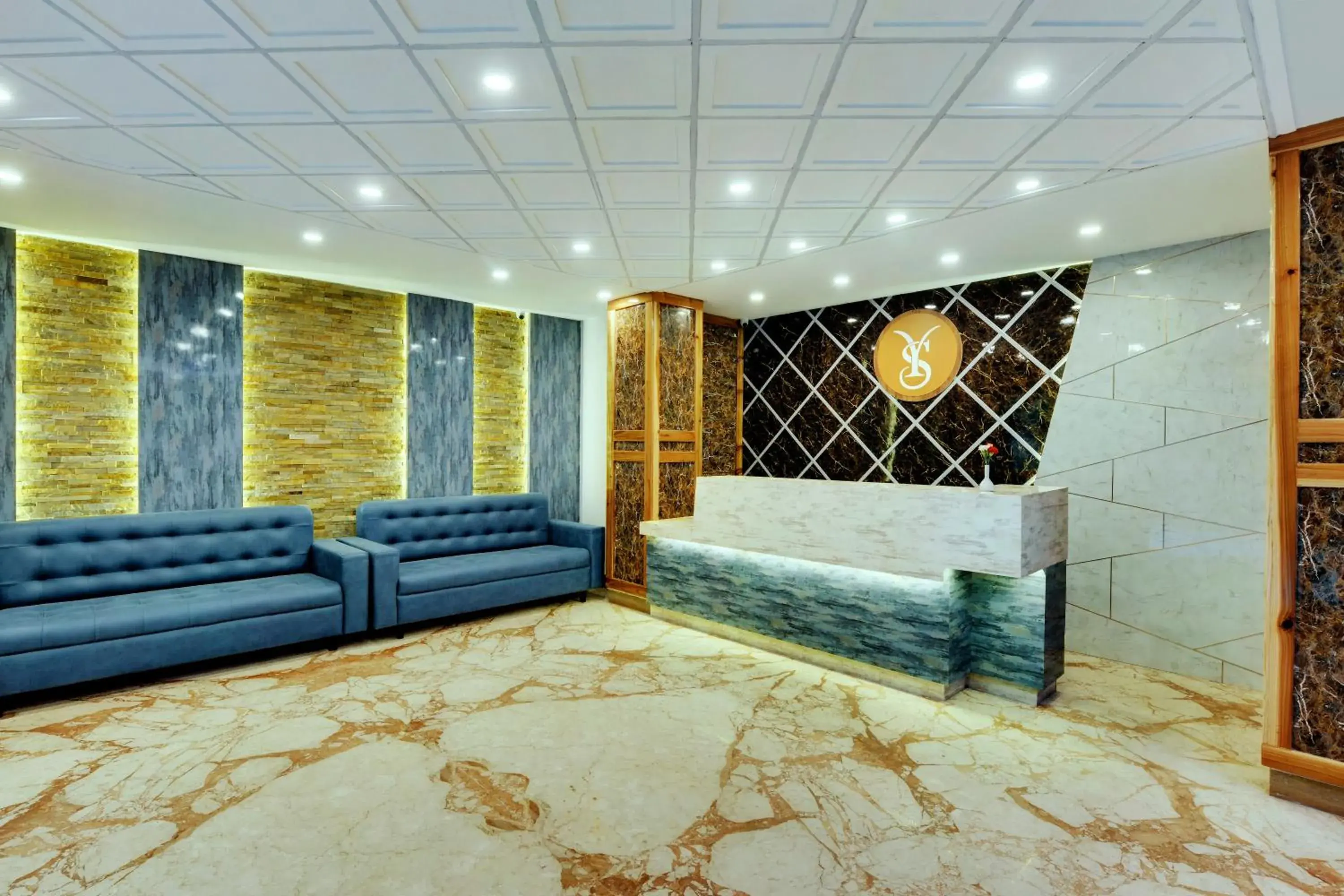 Lobby or reception in Yashshree Sikkim Blossom 600 Meters from MG Marg Lobby or reception in Yashshree Sikkim Blossom 600 Meters from MG Marg
