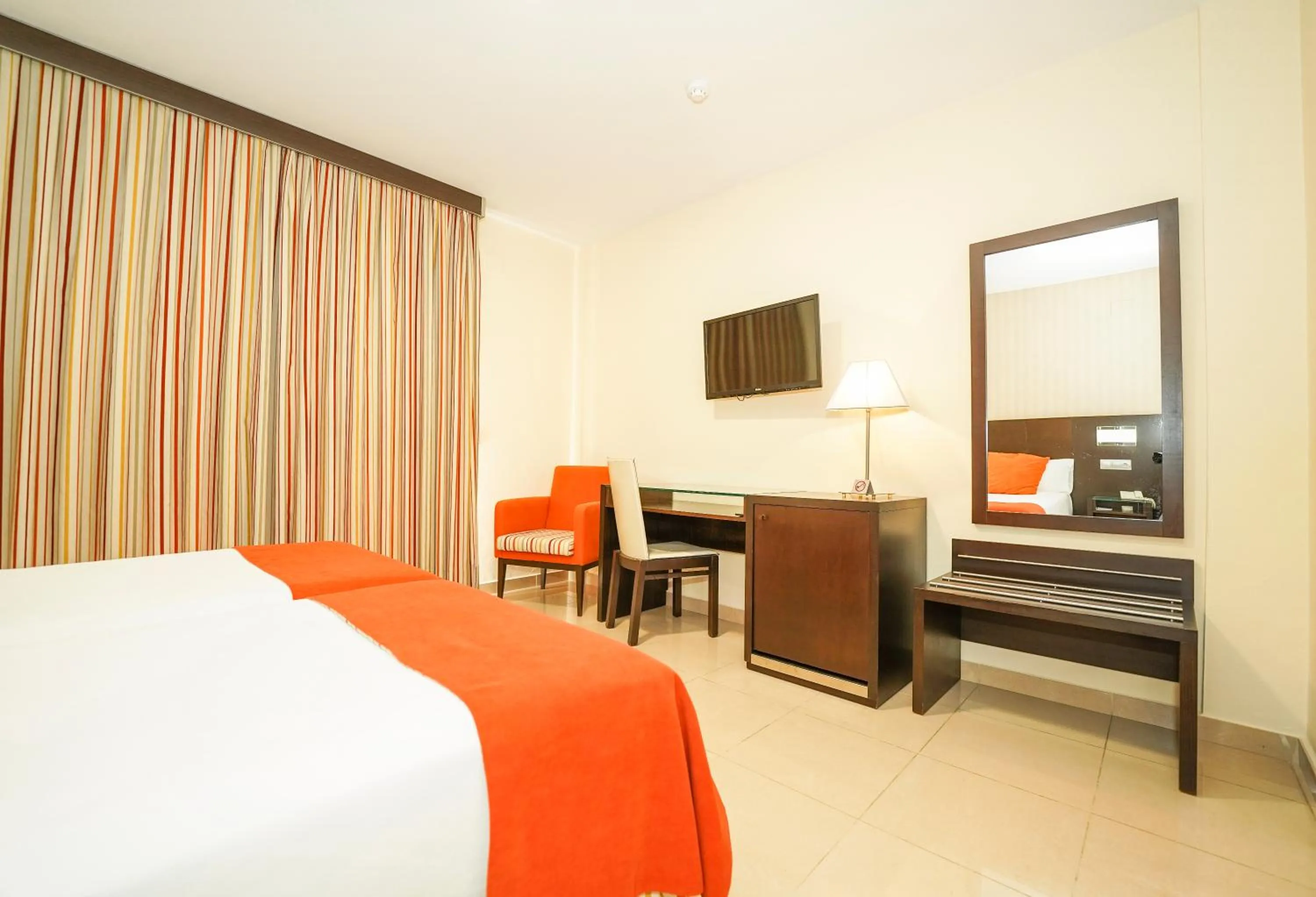 Area and facilities, Bed in Hotel Pradillo Conil