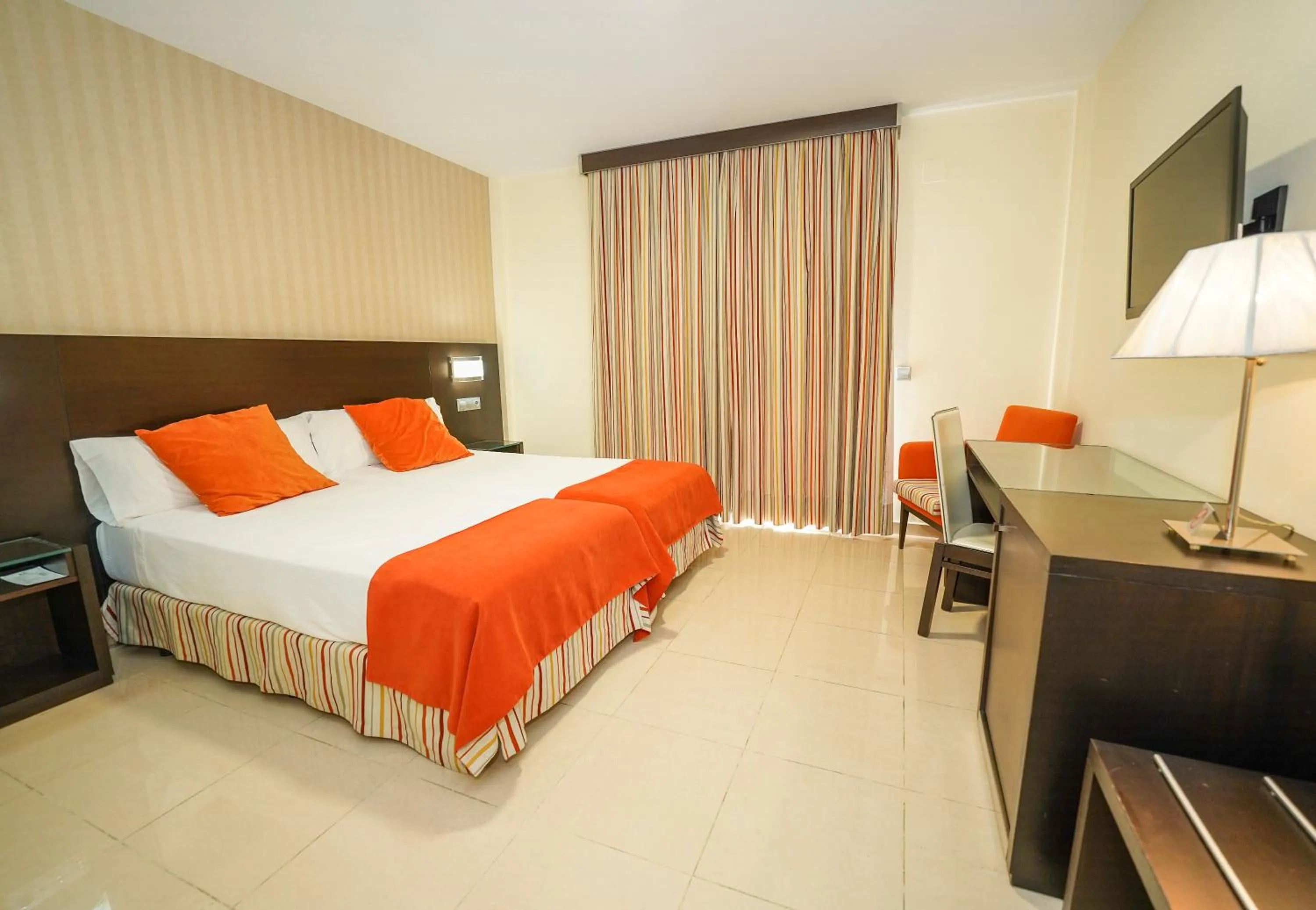 Area and facilities, Bed in Hotel Pradillo Conil