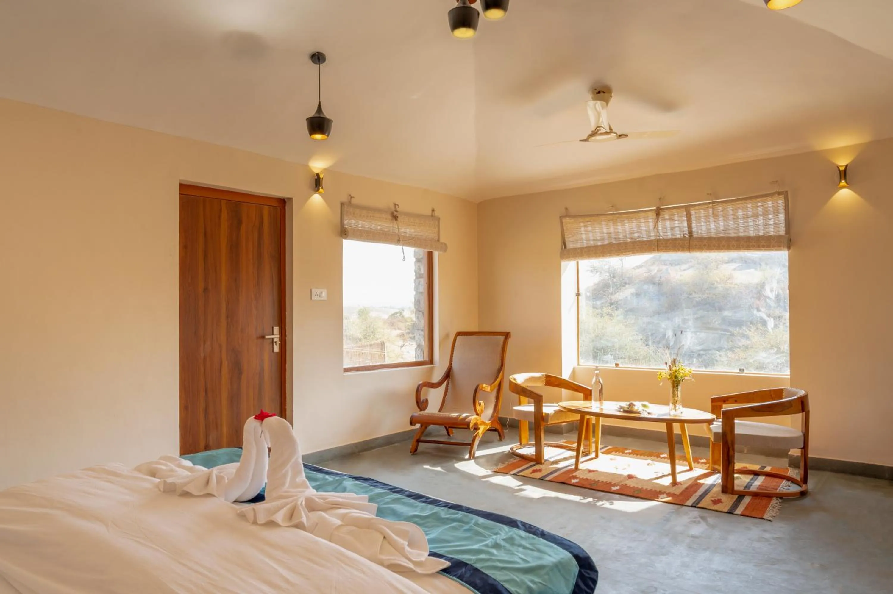 Living room, Bed in Clarks Safari Jawai