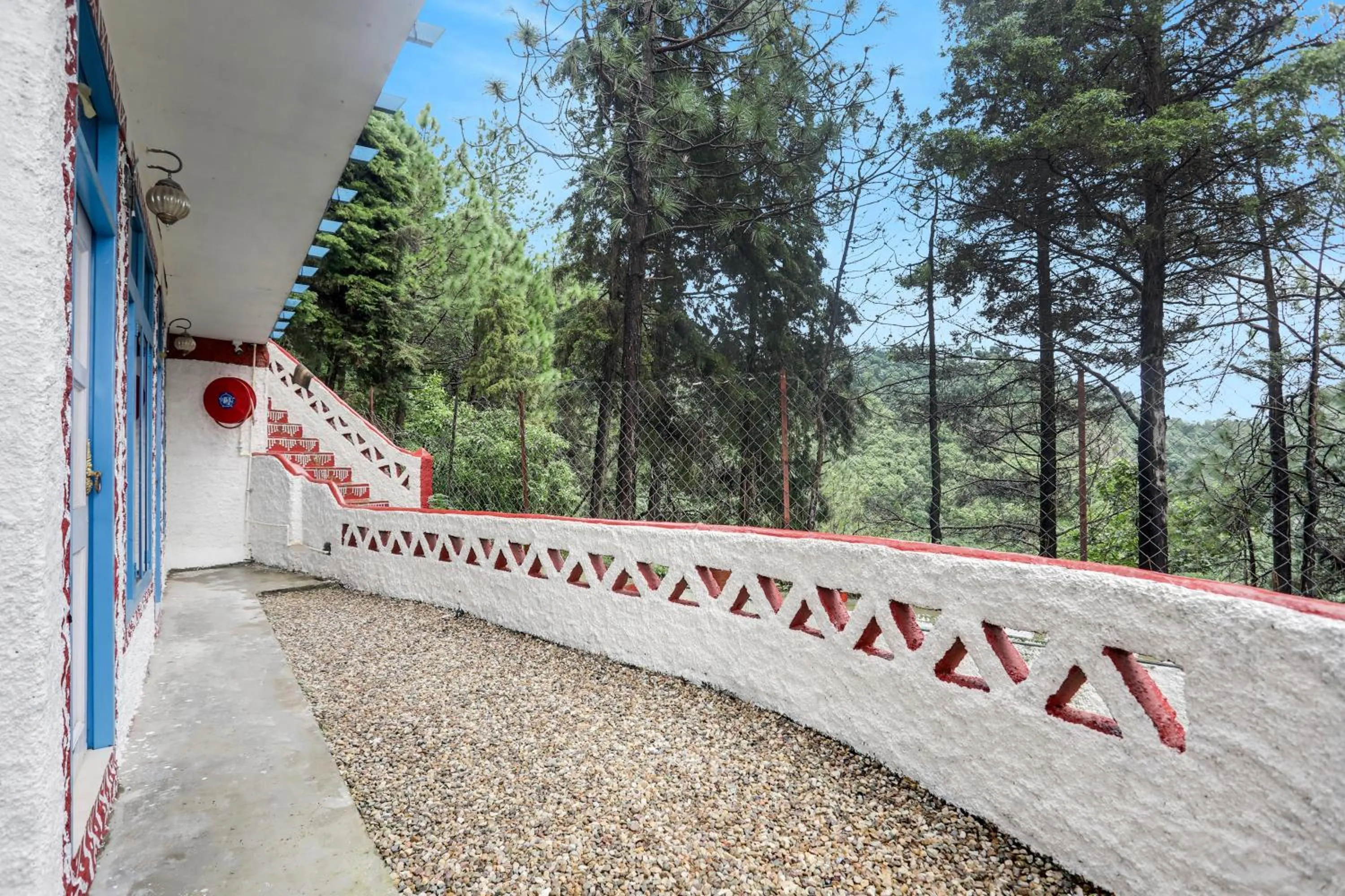 Lobby or reception in Palette by CheckIn Bhatta Falls Mussorie