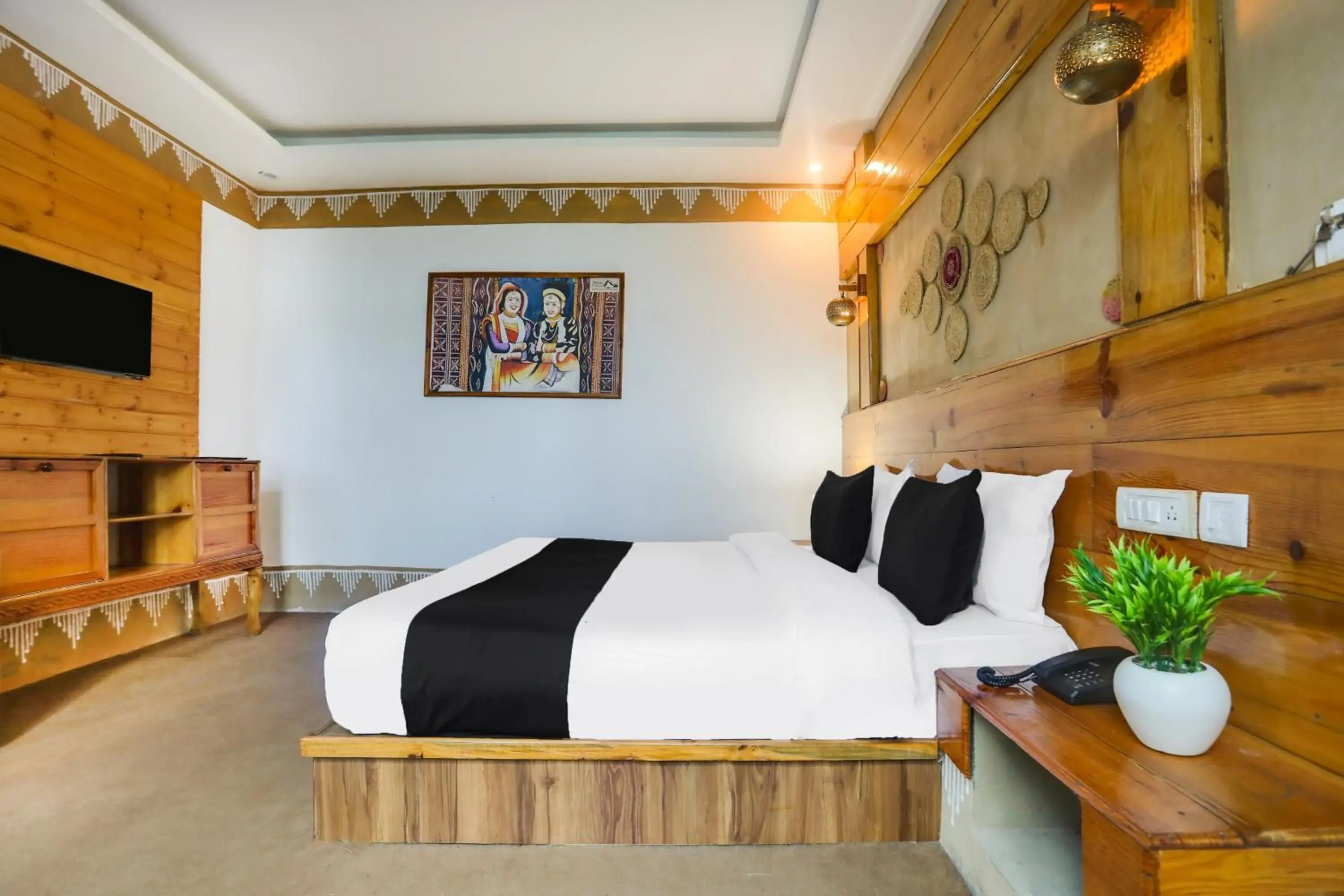 Bedroom, Bed in Palette by CheckIn Bhatta Falls Mussorie Bedroom, Bed in Palette by CheckIn Bhatta Falls Mussorie