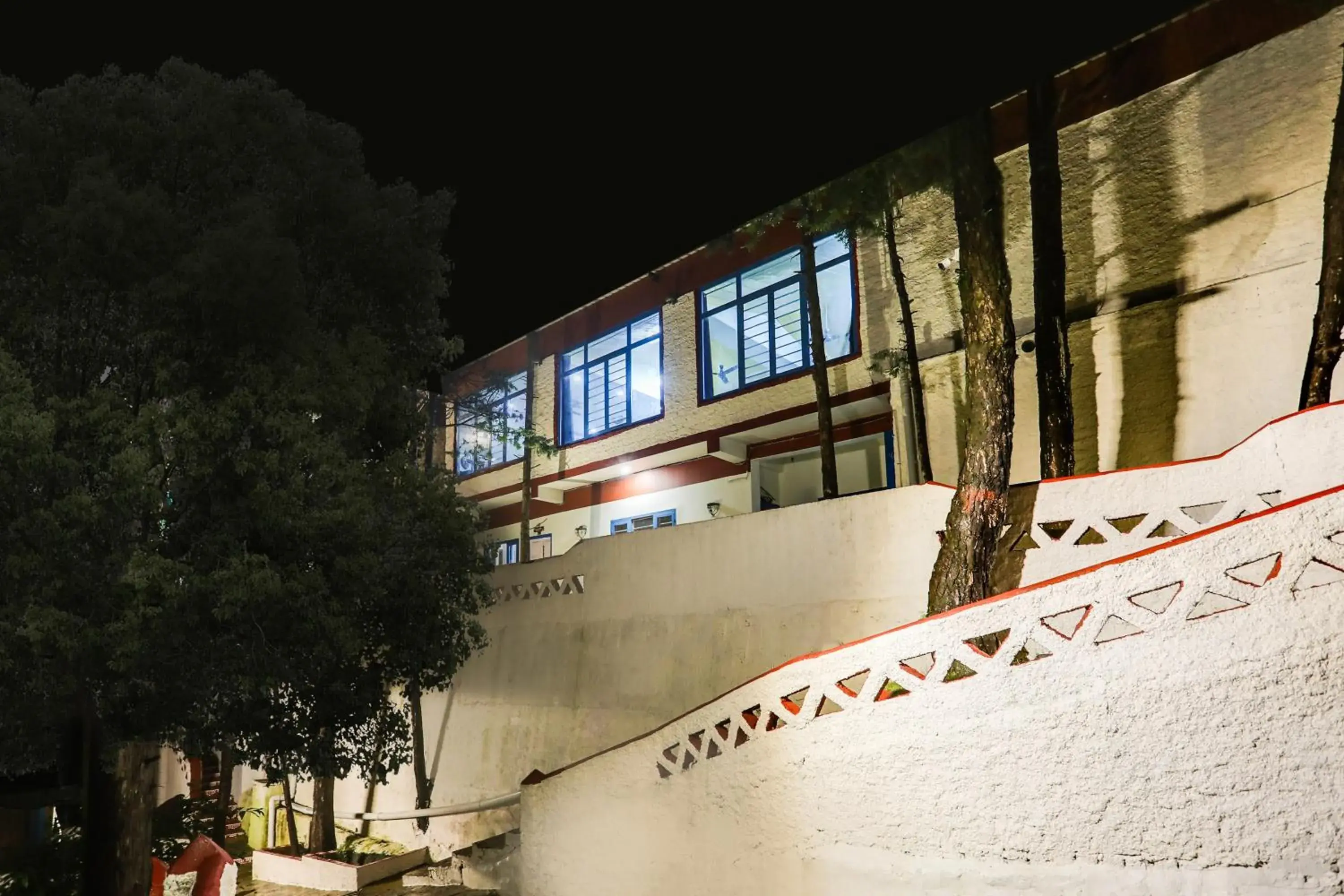 Facade/entrance in Palette by CheckIn Bhatta Falls Mussorie Facade/entrance in Palette by CheckIn Bhatta Falls Mussorie