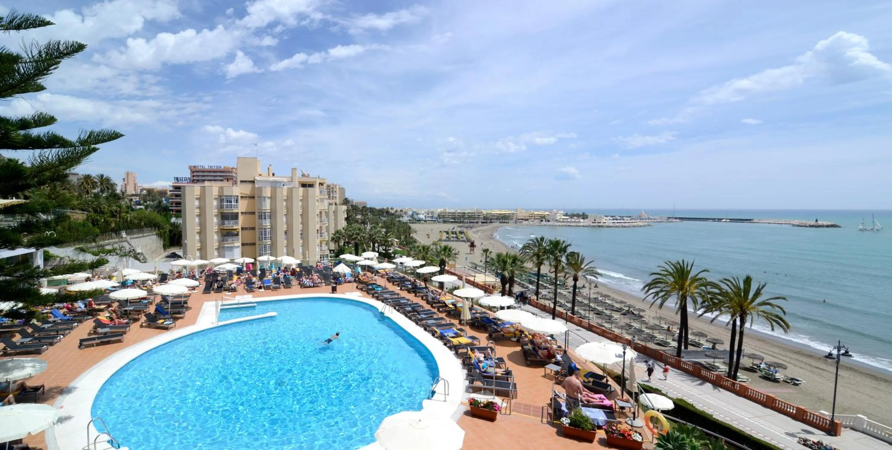 Swimming pool in Medplaya Hotel Riviera - Adults Recommended