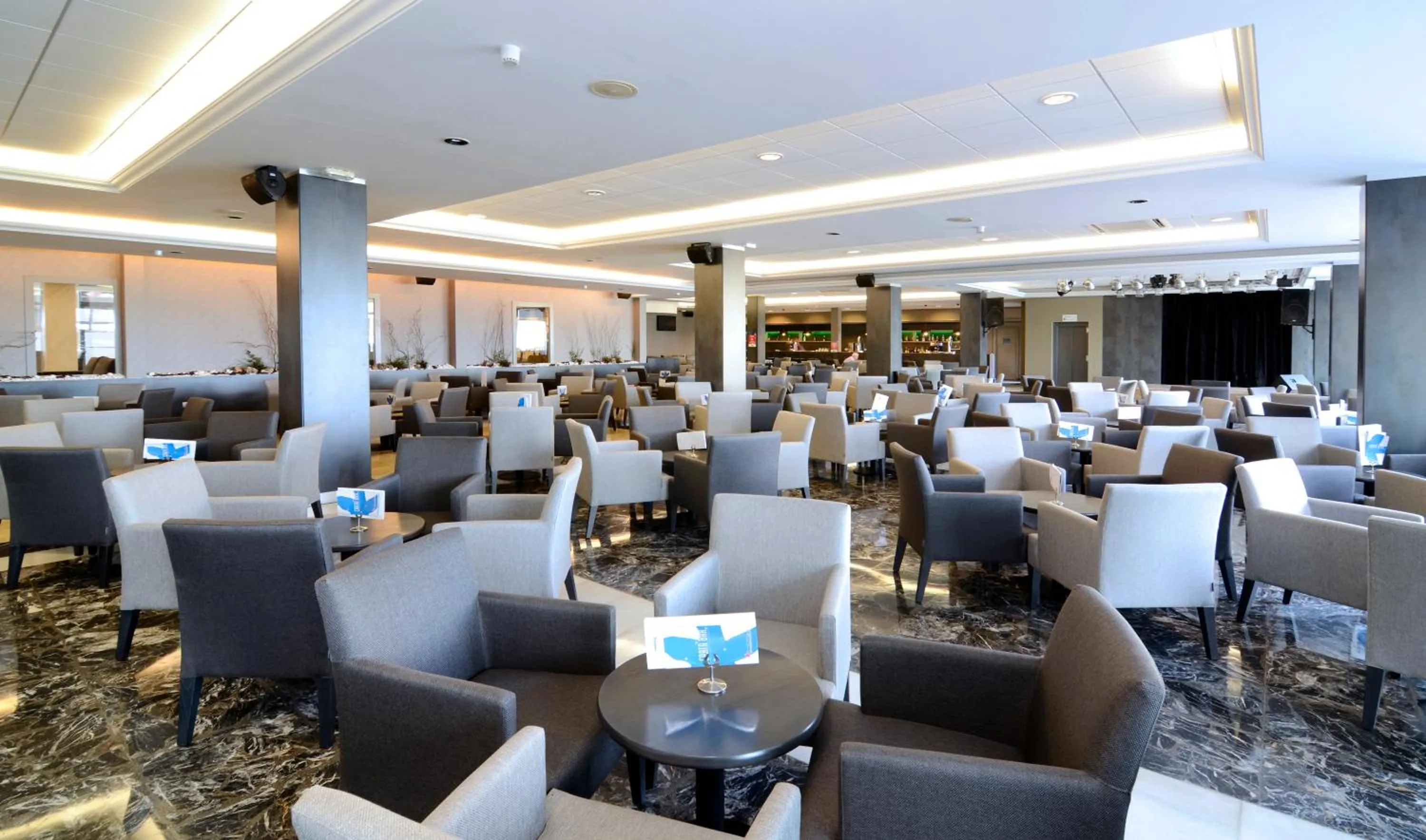 Restaurant/places to eat in Medplaya Hotel Riviera - Adults Recommended