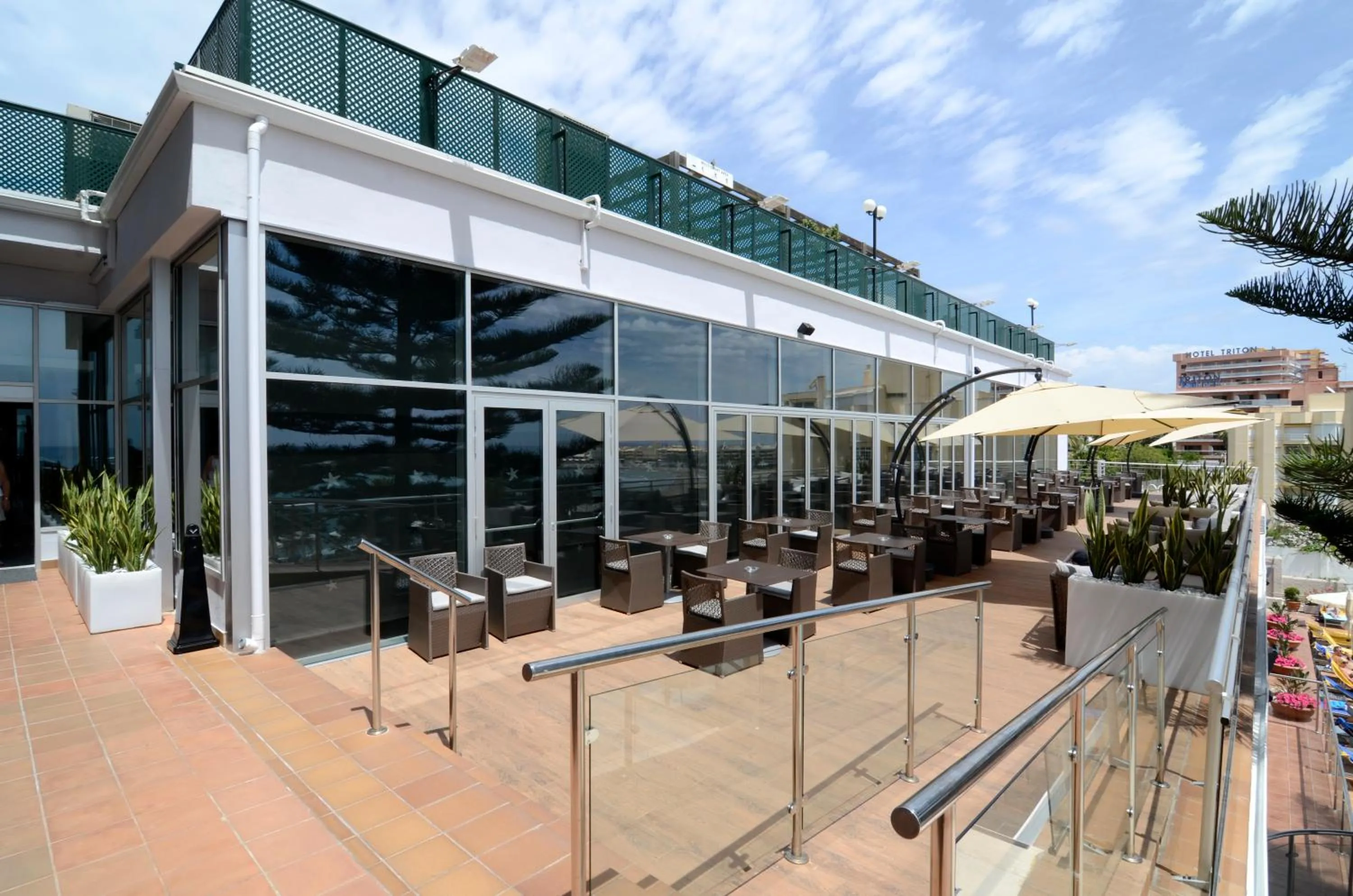Lounge or bar in Medplaya Hotel Riviera - Adults Recommended