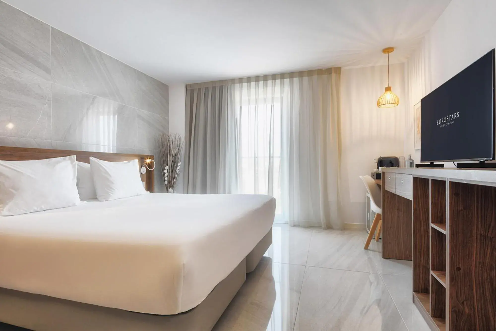 Suite in Eurostars Puerto de Ibiza Suite in Eurostars Puerto de Ibiza